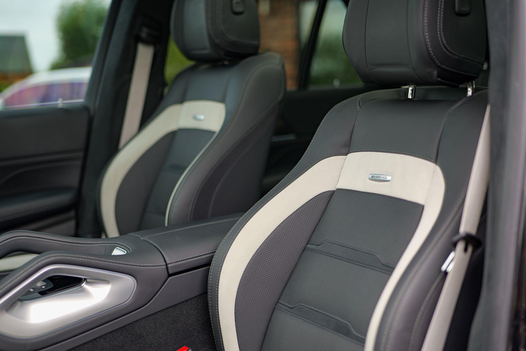 Mercedes-Benz Mercedes-Benz GLE view 23