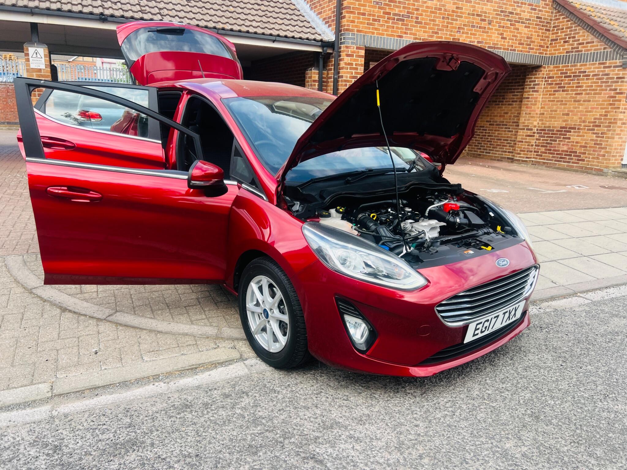 Ford Fiesta view 3