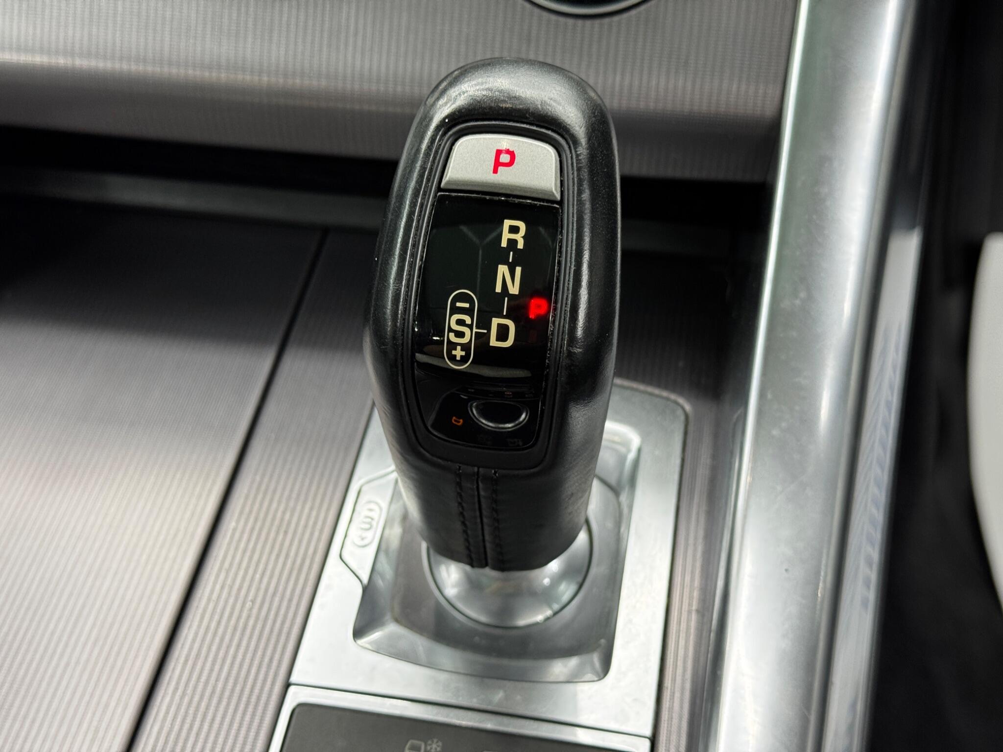 Land Rover Range Rover Sport view 26