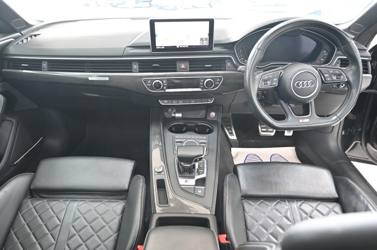 Audi S5 view 18