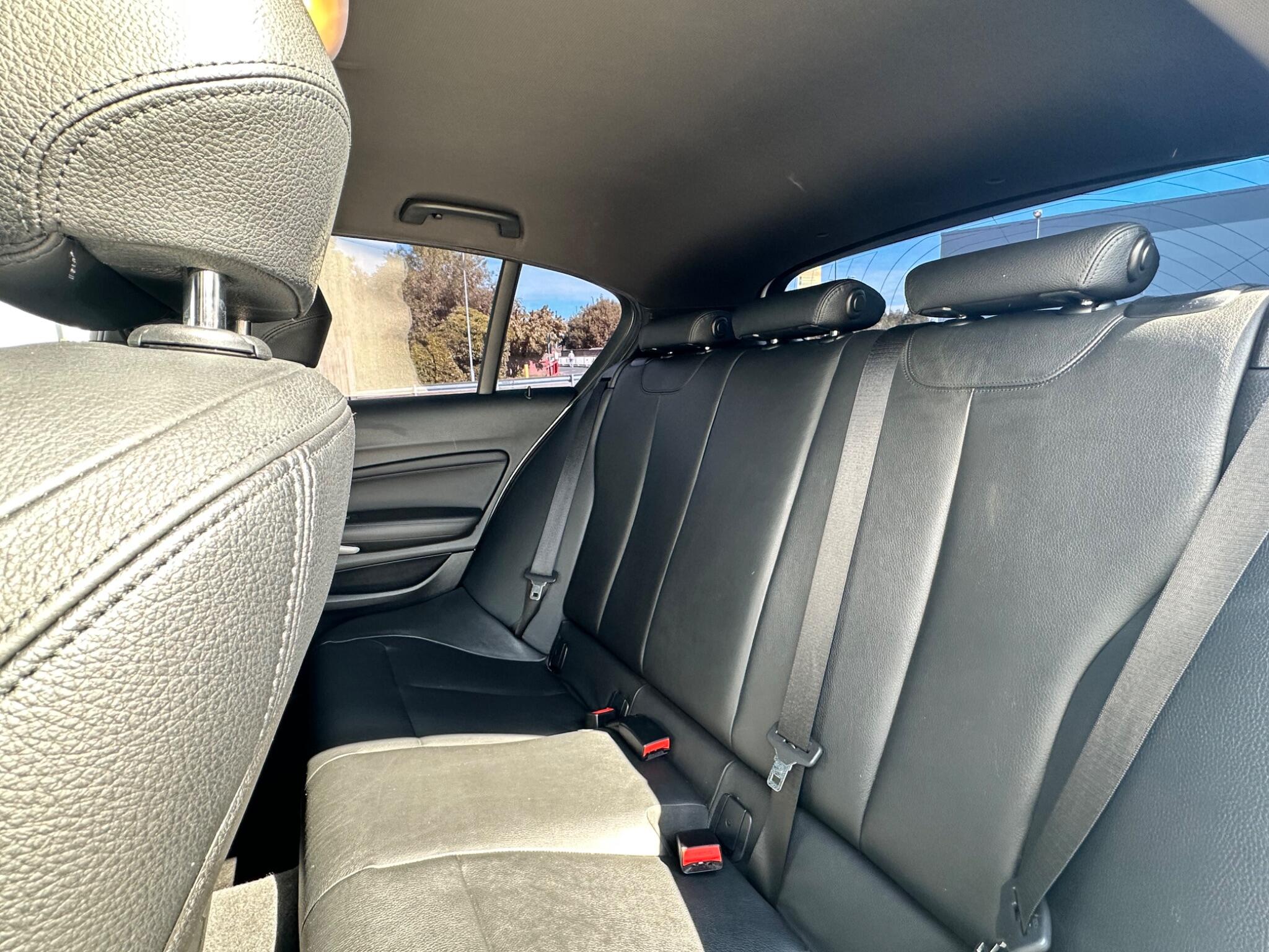 BMW 1 Series view 27