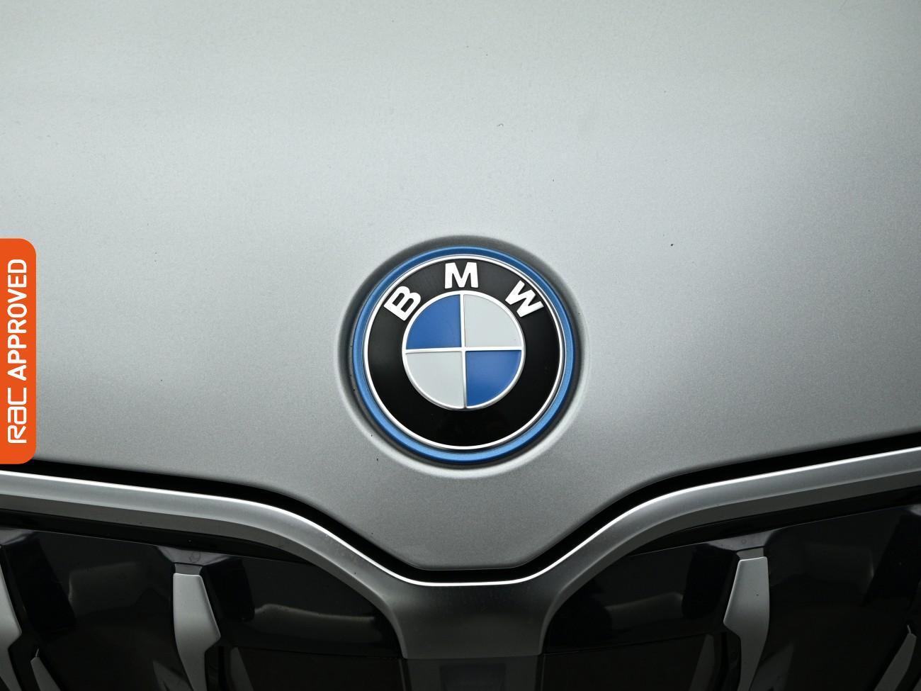 BMW Ix1 view 28