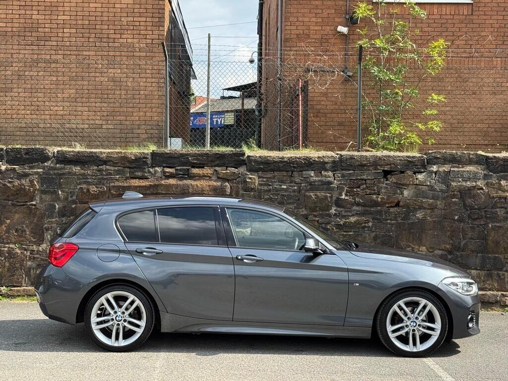 BMW 1 Series view 8
