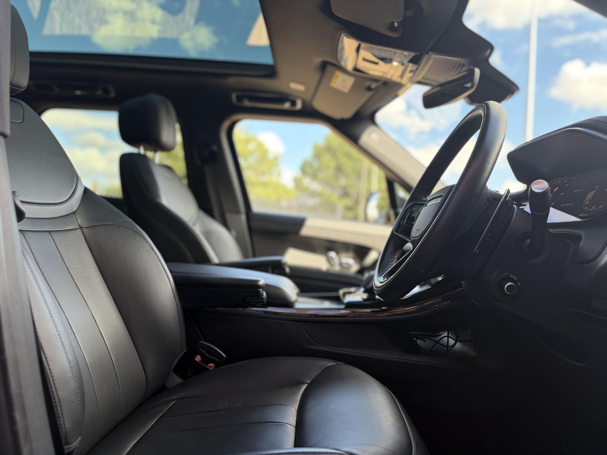 Land Rover Range Rover Sport view 17