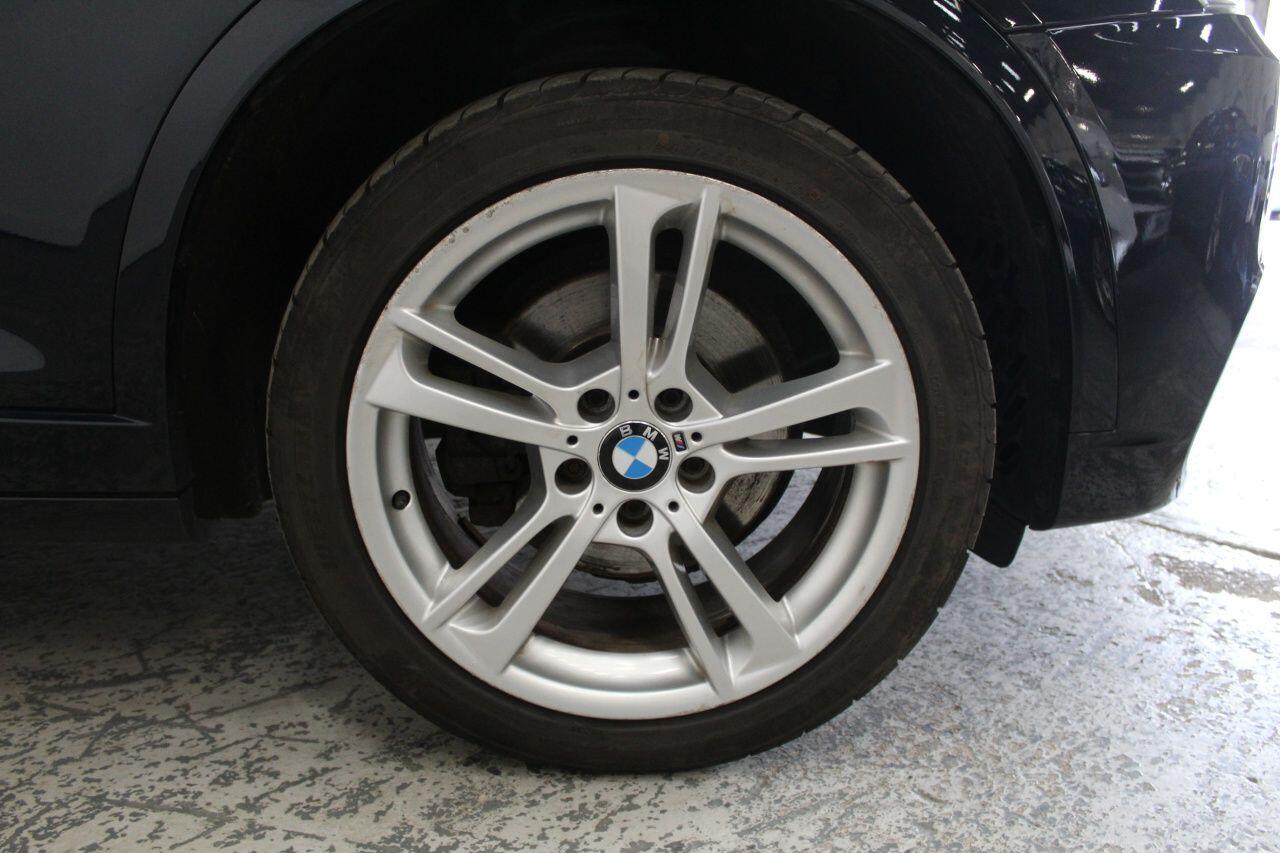 BMW X3 view 59