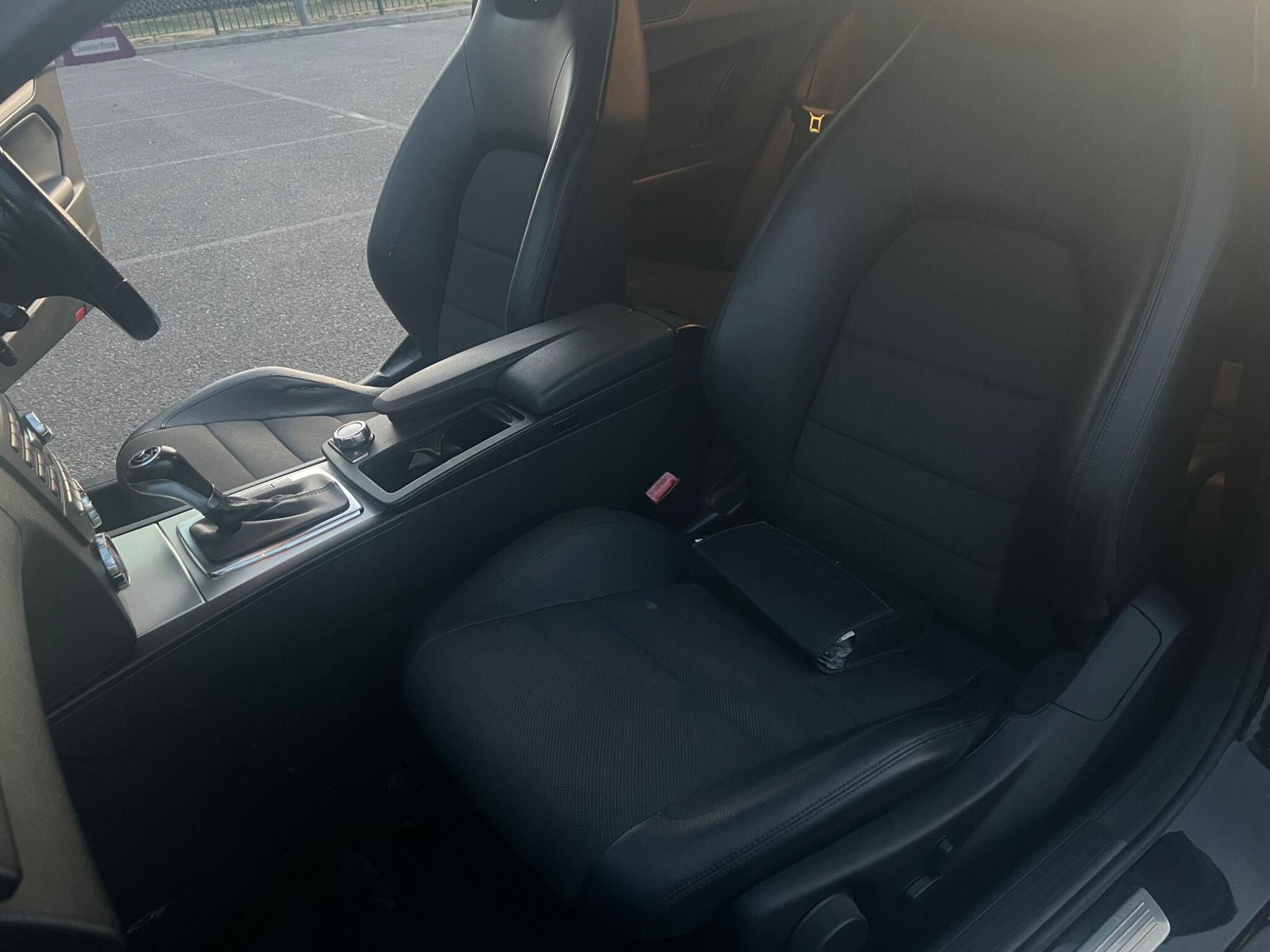 Mercedes-Benz C-Class view 26