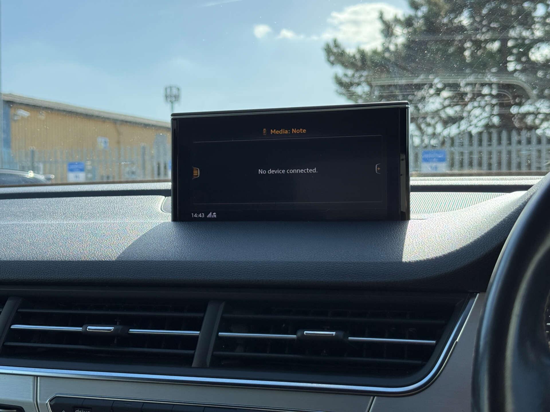 Audi SQ7 view 68