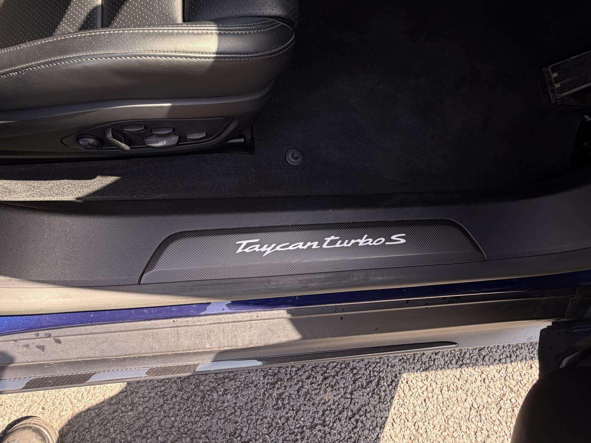 Porsche Taycan view 28