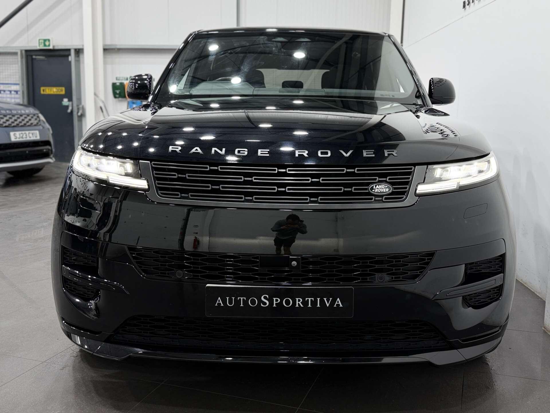 Land Rover Range Rover Sport view 6
