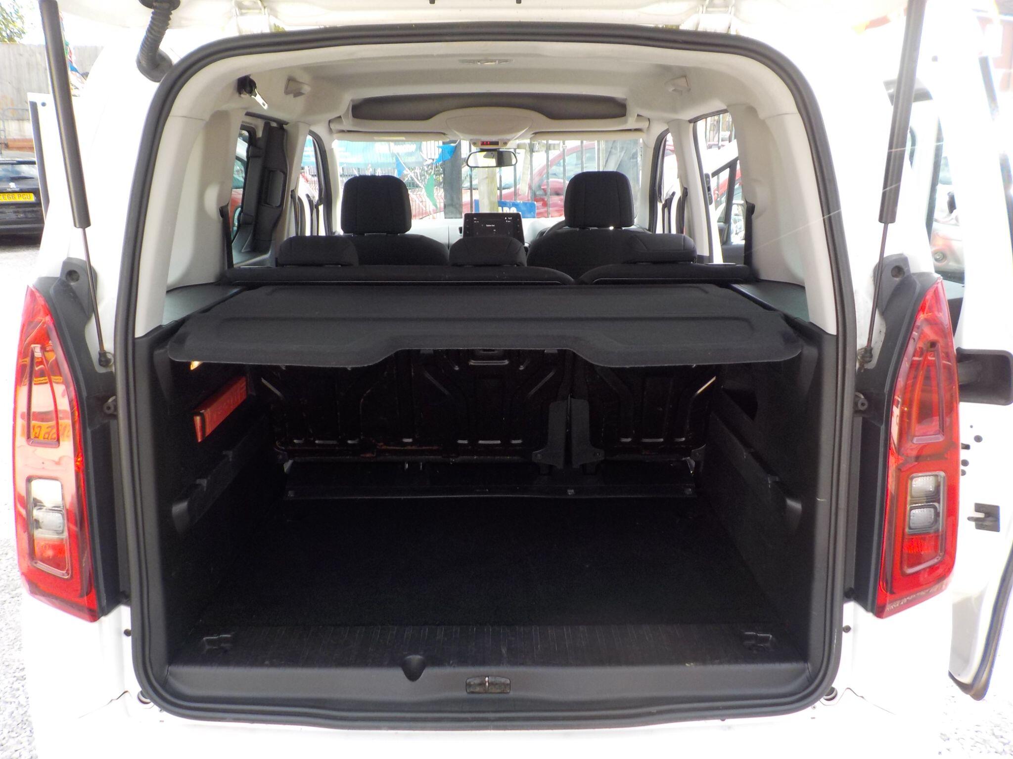 Vauxhall Combo Life 1.5 Turbo D BlueInjection Energy Euro 6 (s/s) 5dr