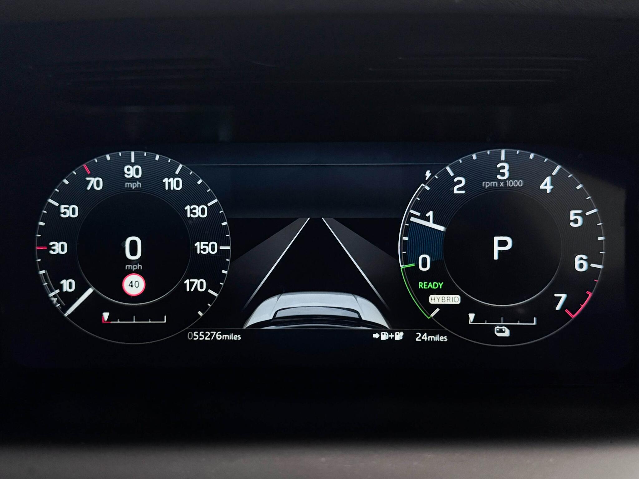 Land Rover Discovery Sport view 17