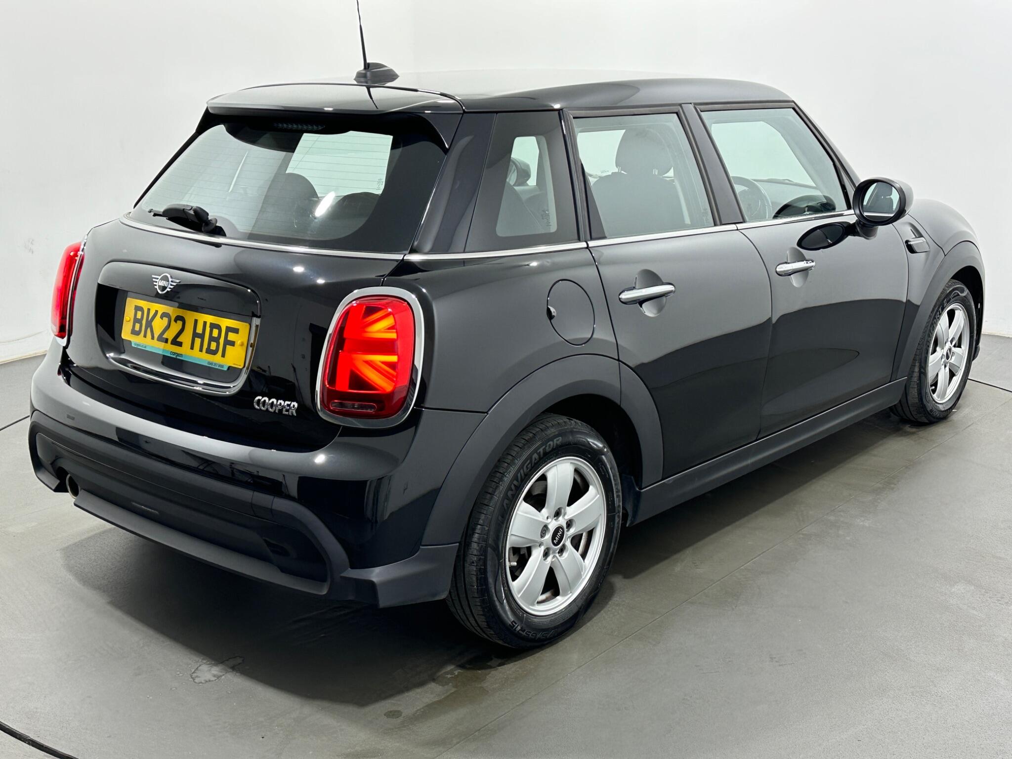 Mini Cooper view 49