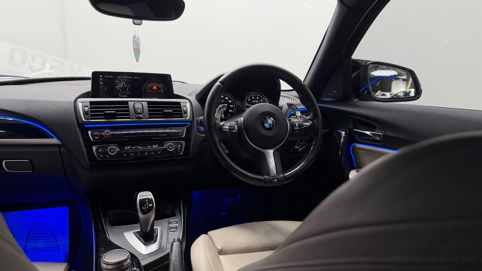 BMW 1 Series view 4