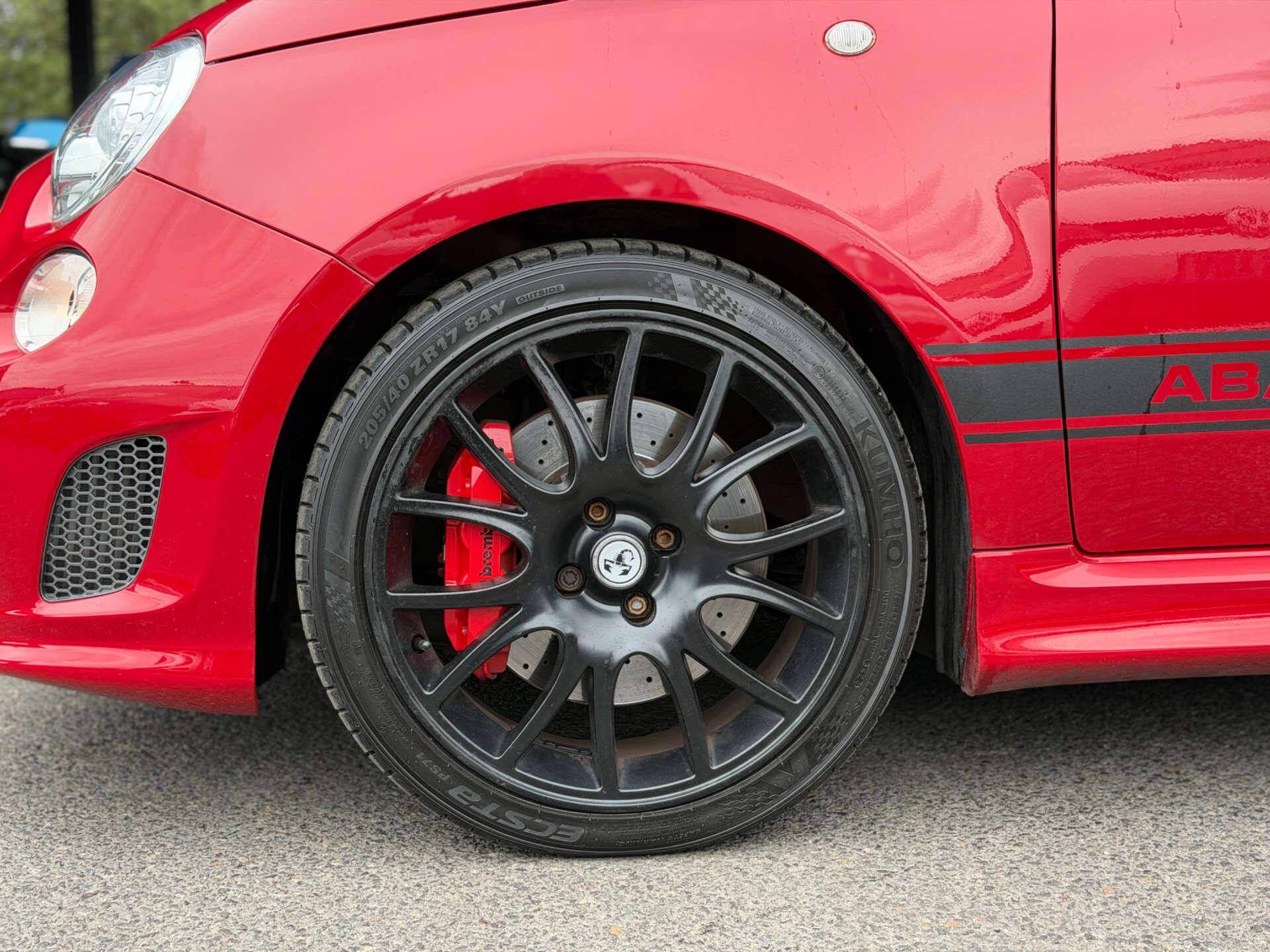 Abarth 595 view 14