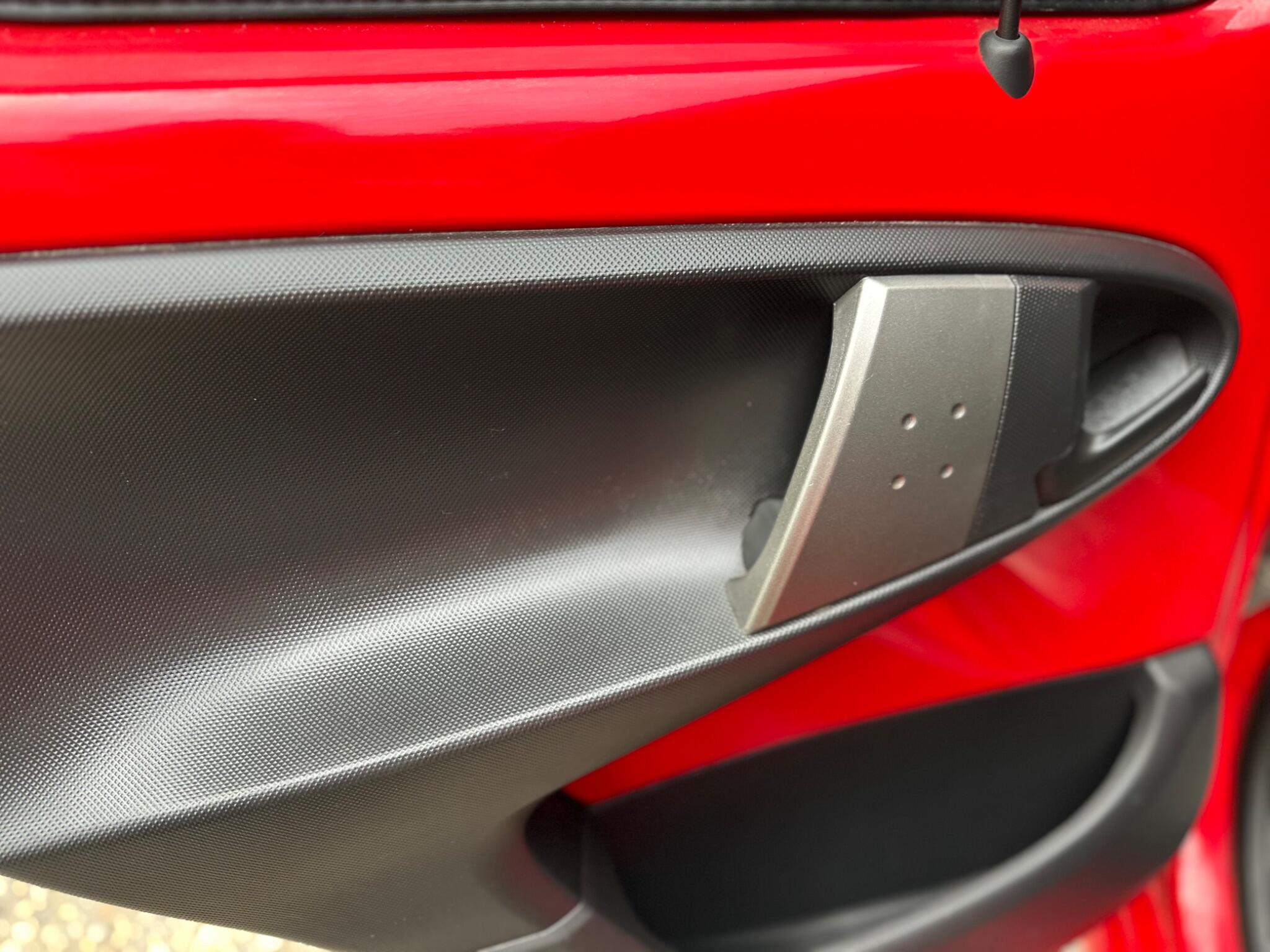 2014 Toyota AYGO image 24