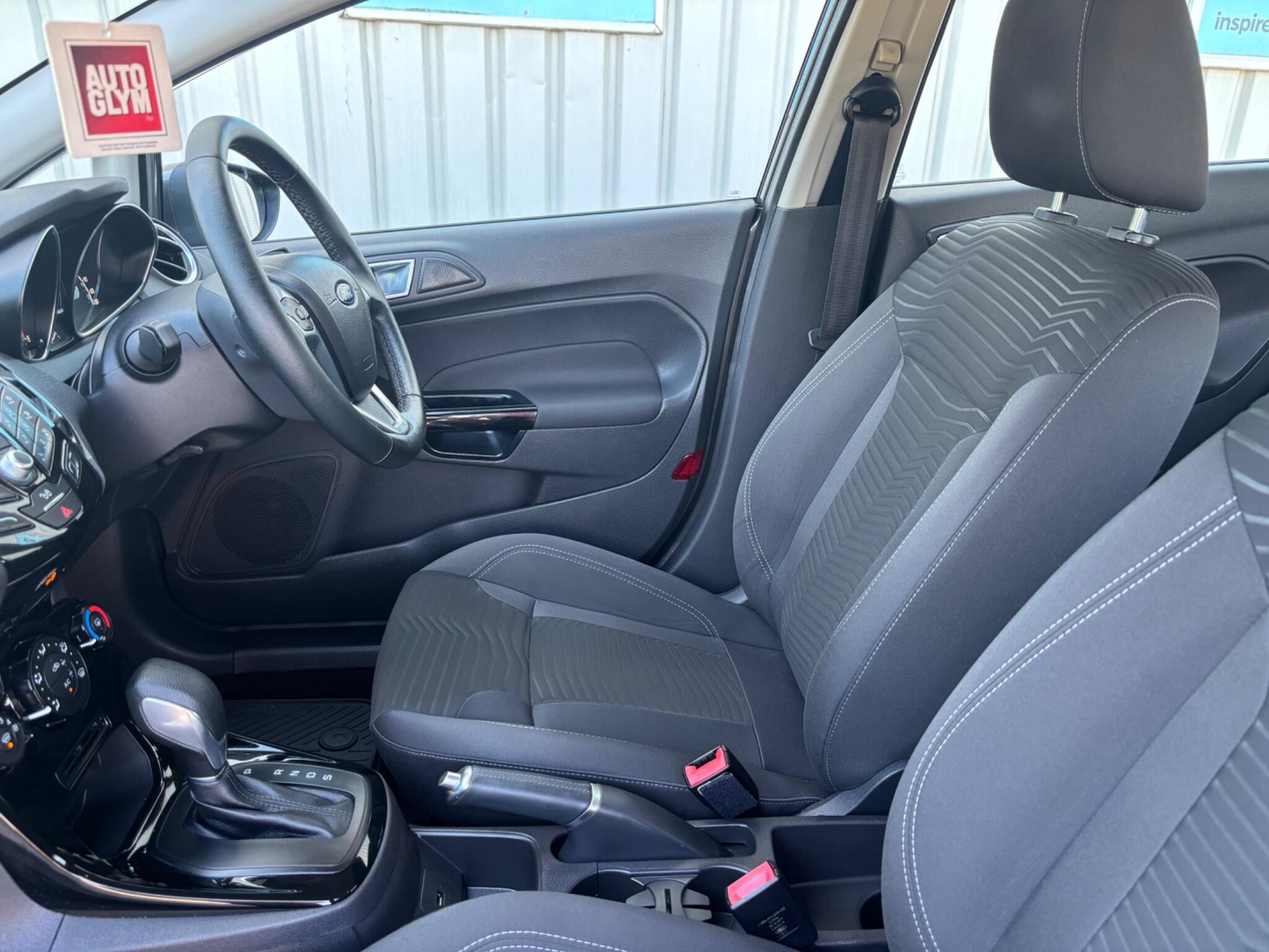 Ford Fiesta view 14