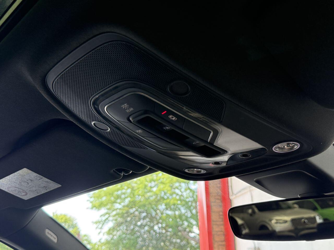 Audi Q7 view 58