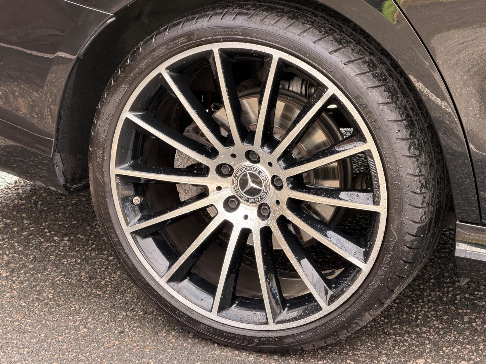 Mercedes-Benz E-Class view 53