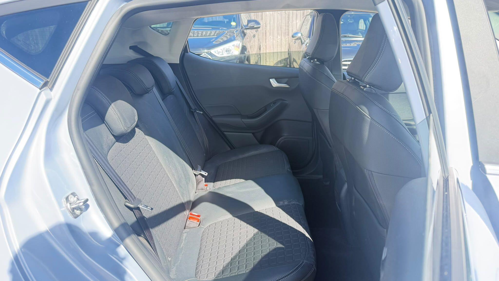 Ford Fiesta view 14
