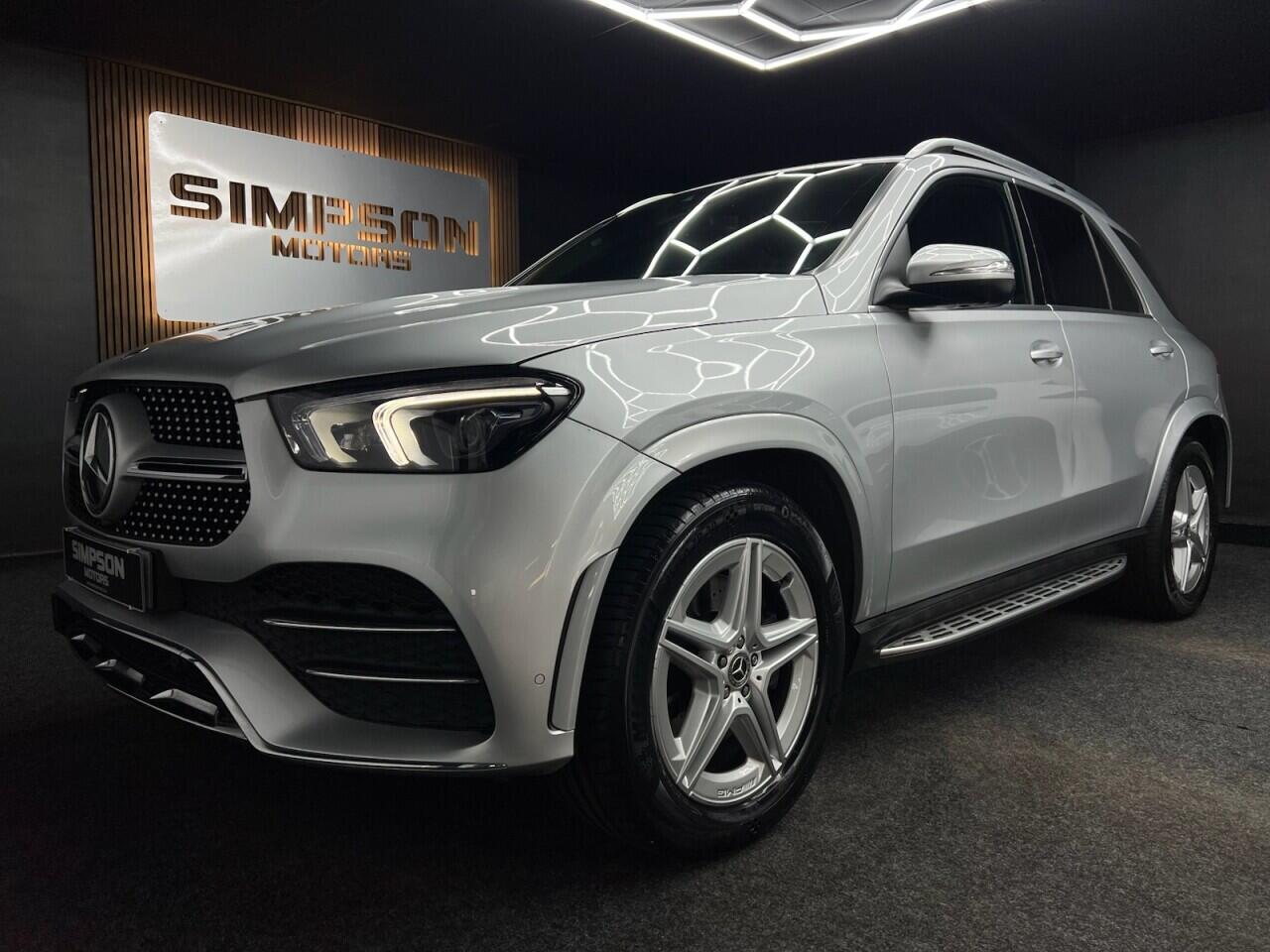 Mercedes-Benz Gle view 24