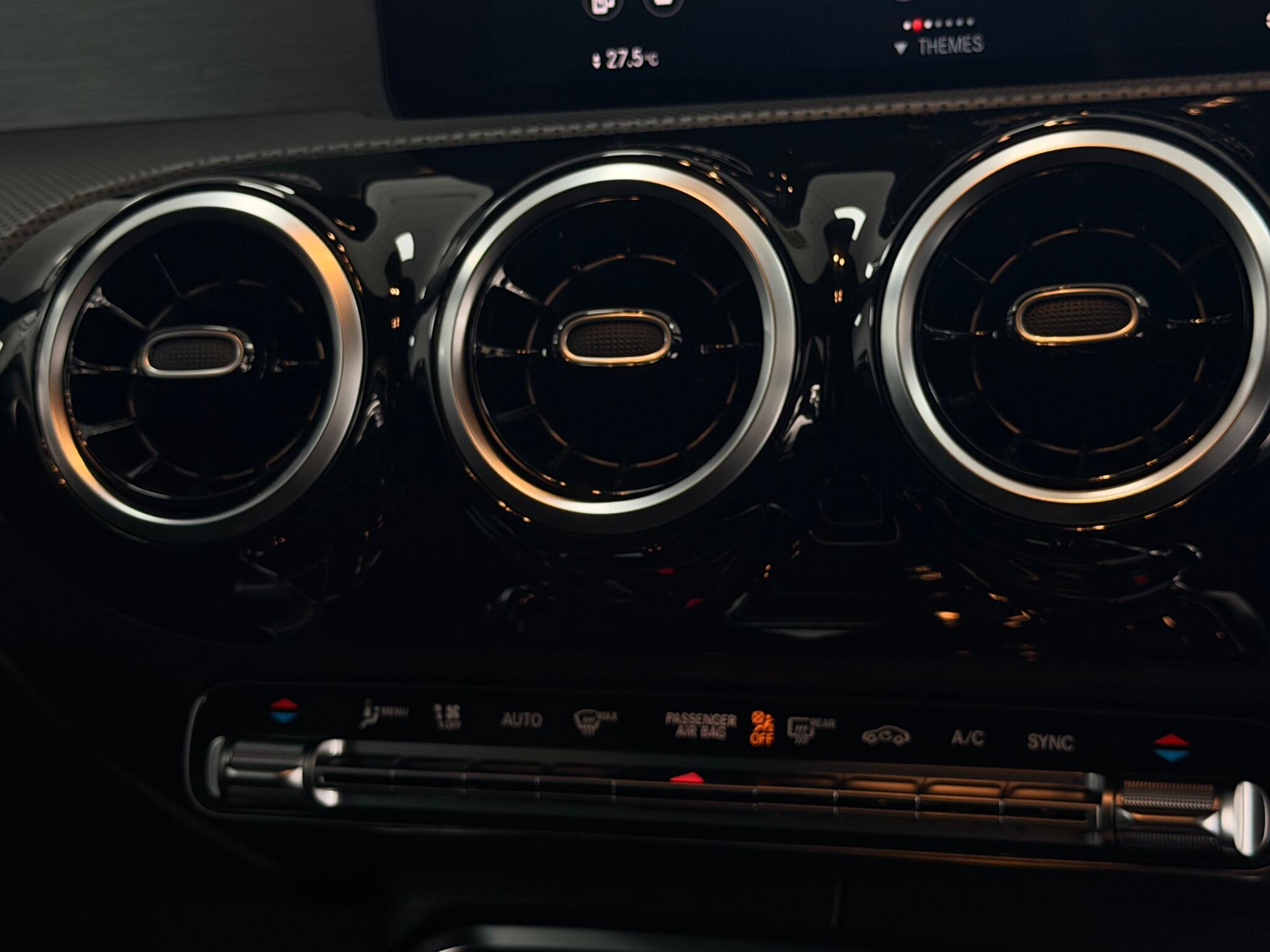 Mercedes-Benz Cla view 27