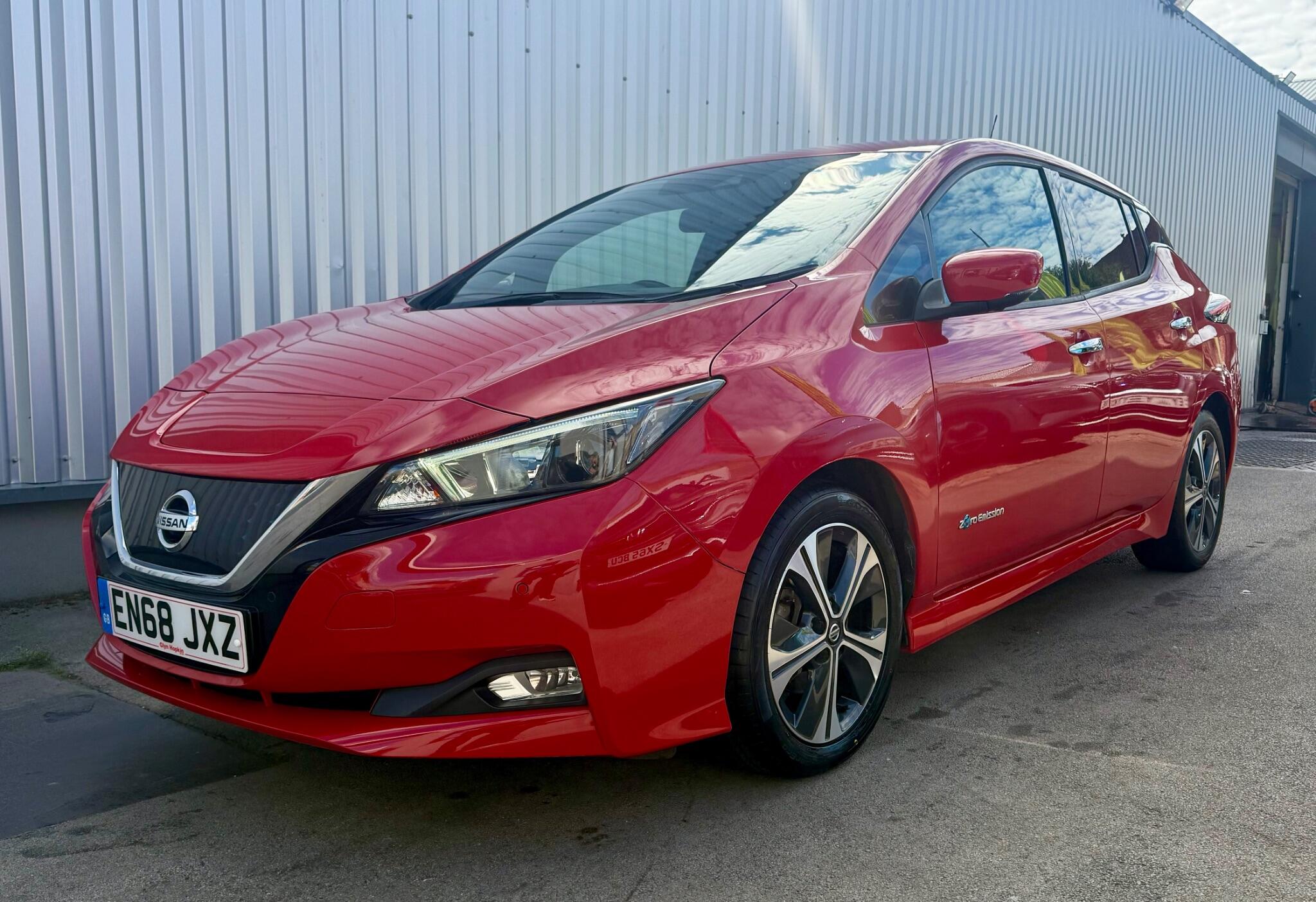 Nissan Leaf view 6