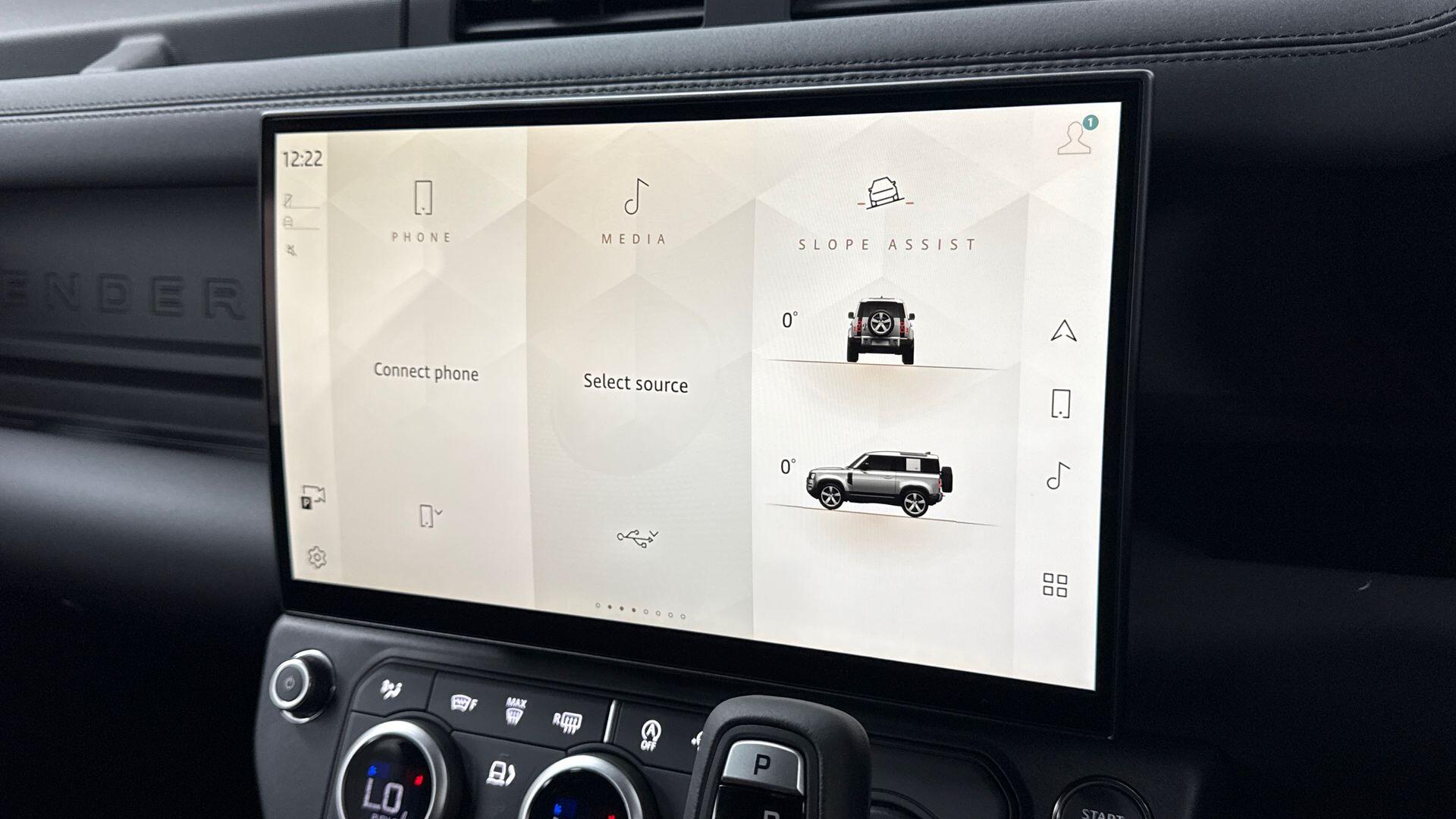 Land Rover Defender view 11