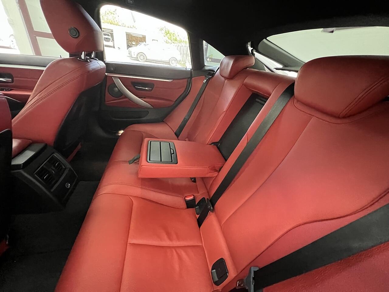 BMW 4 Series view 14