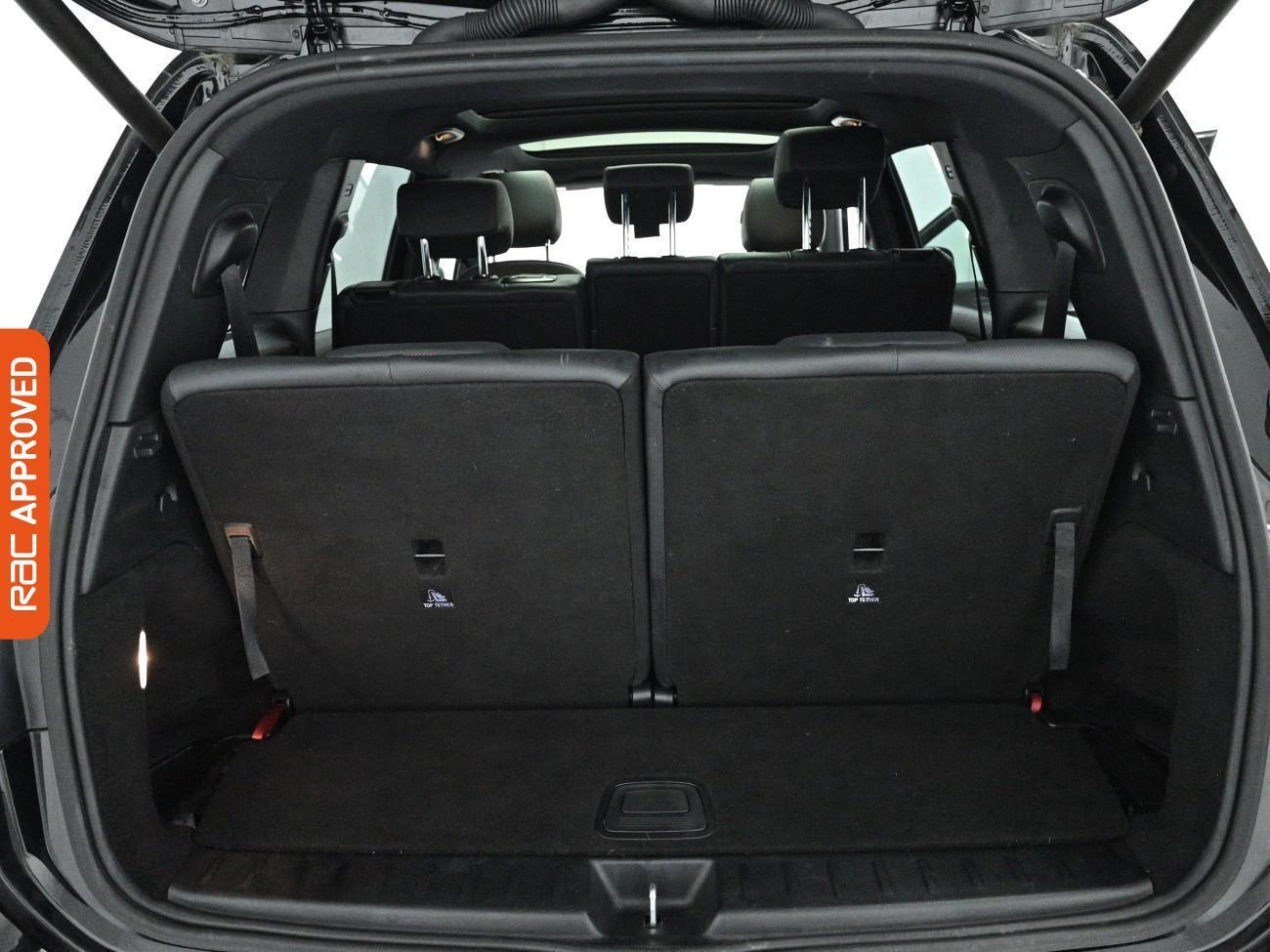 Mercedes-Benz EQB view 30