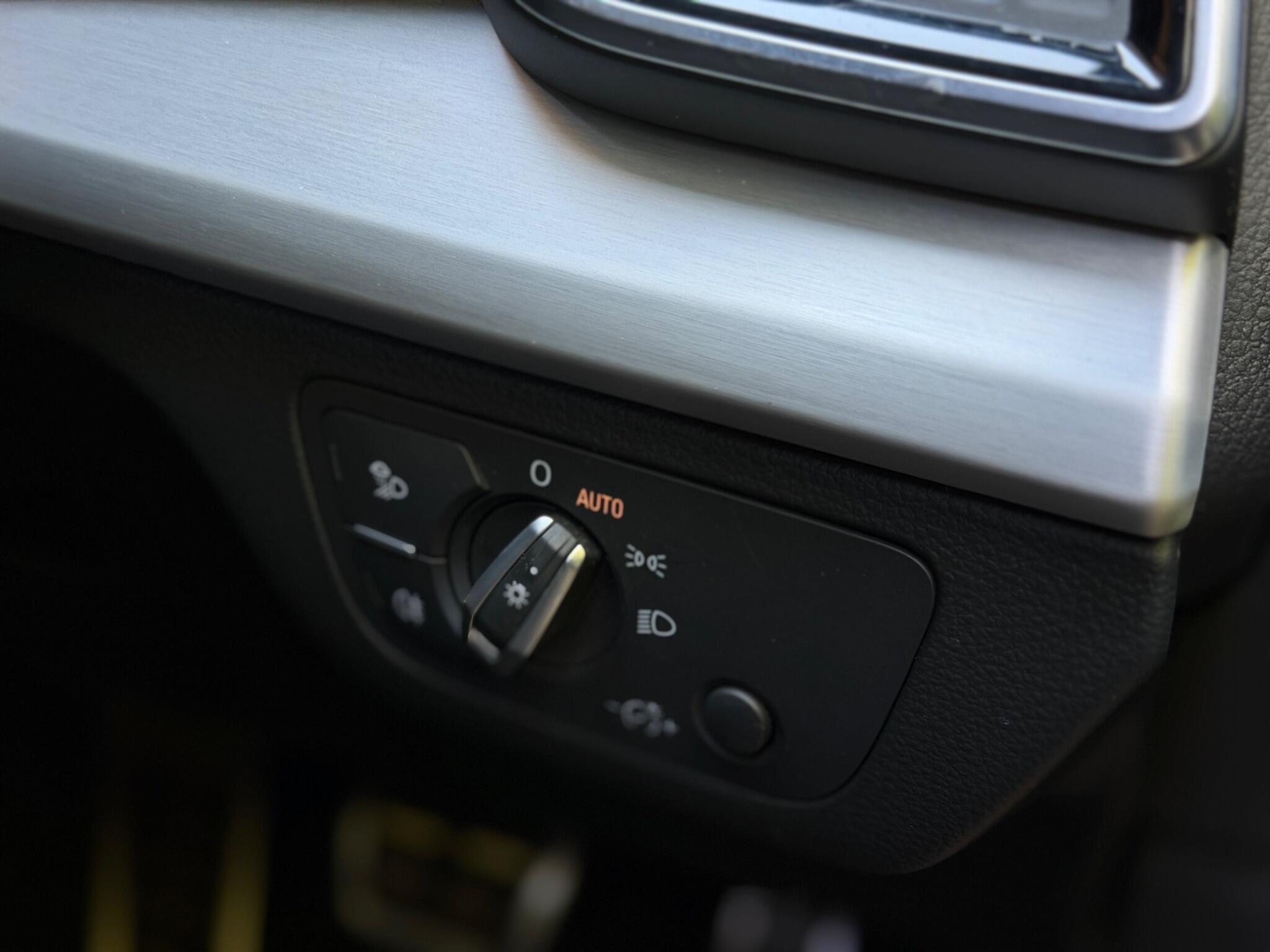 Audi Q5 view 30