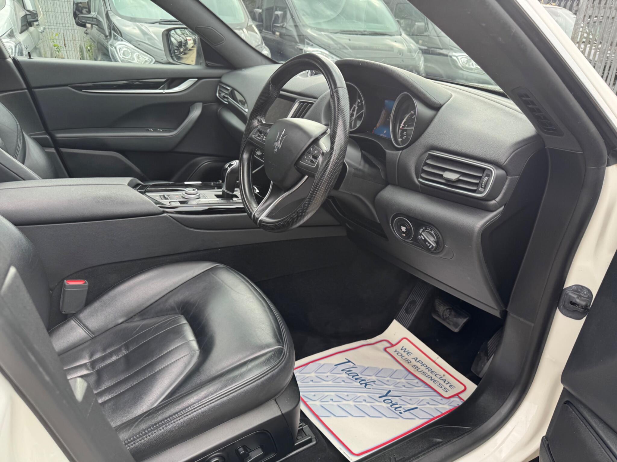 Maserati Levante view 24