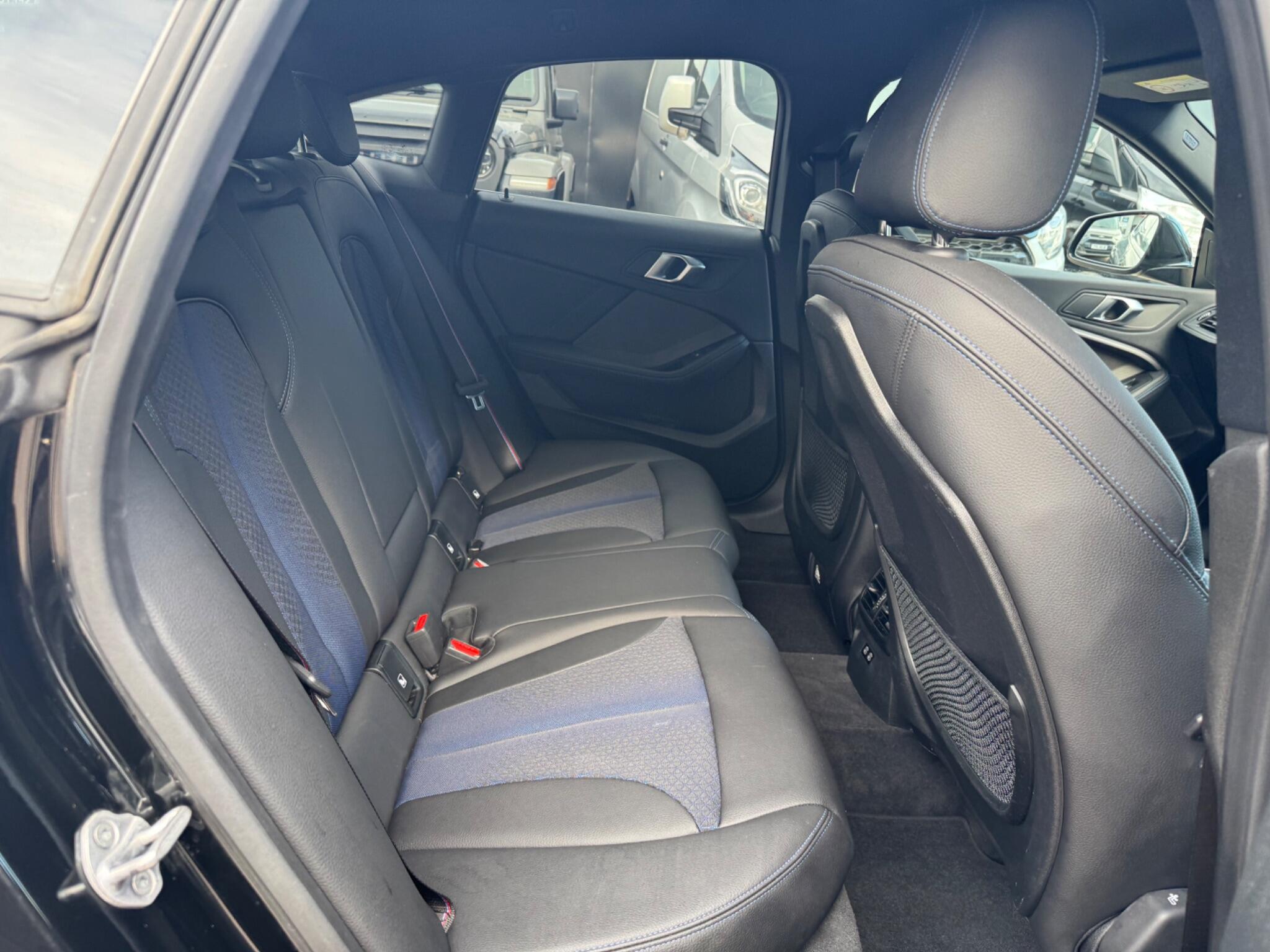 BMW 2 Series view 16