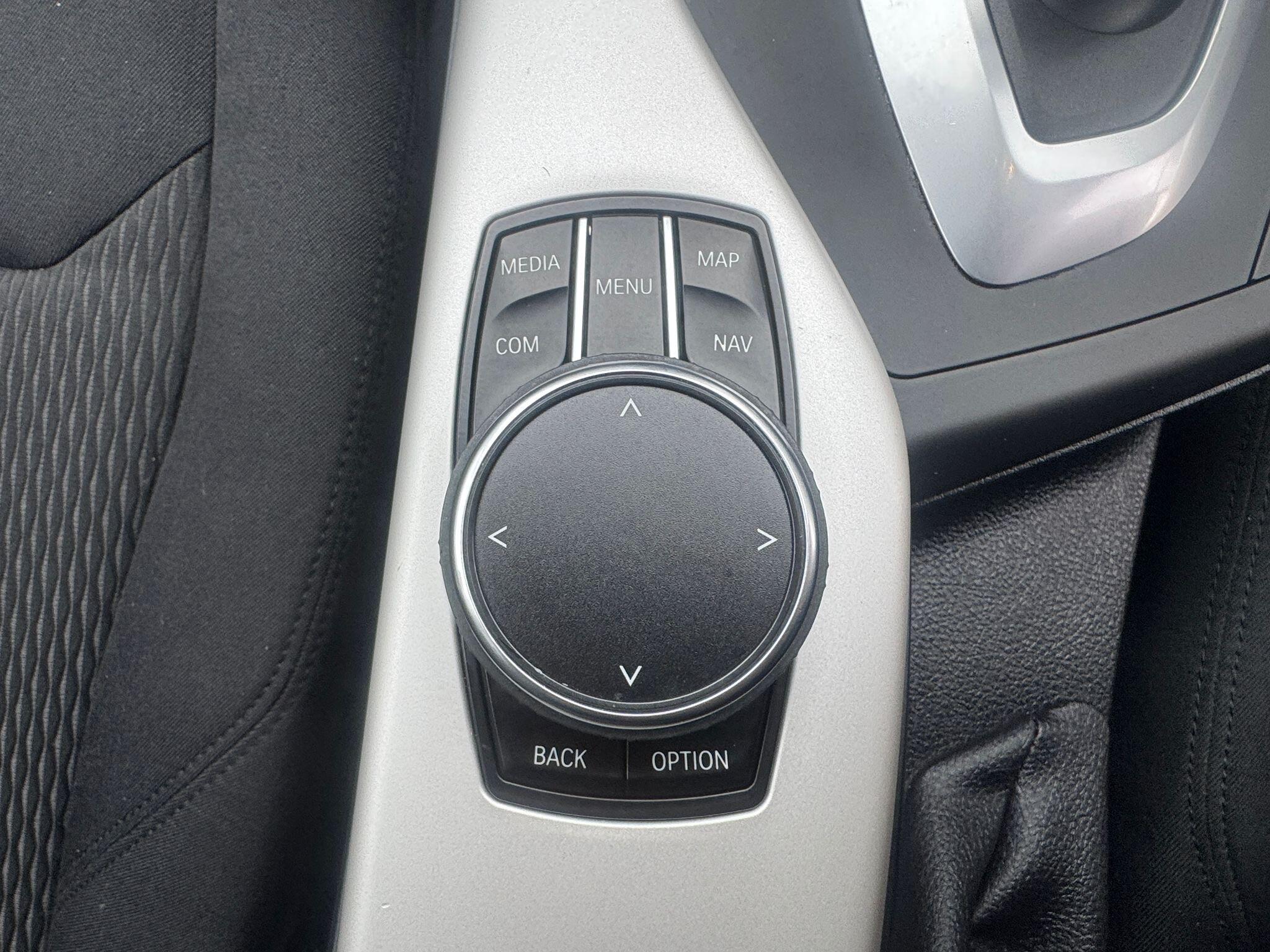 BMW 1 Series view 19