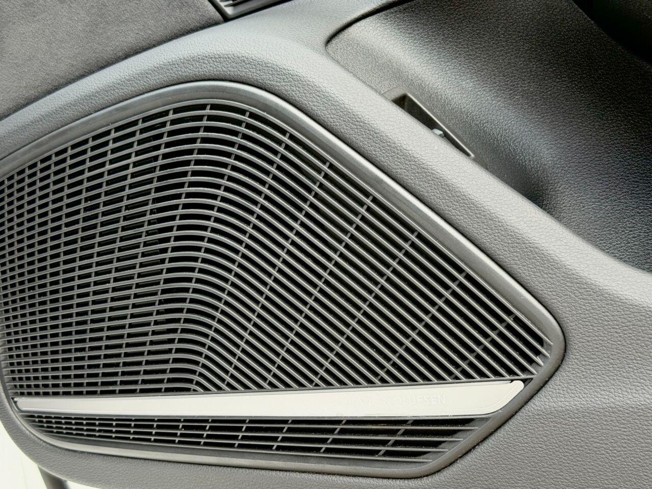 Audi A5 view 24