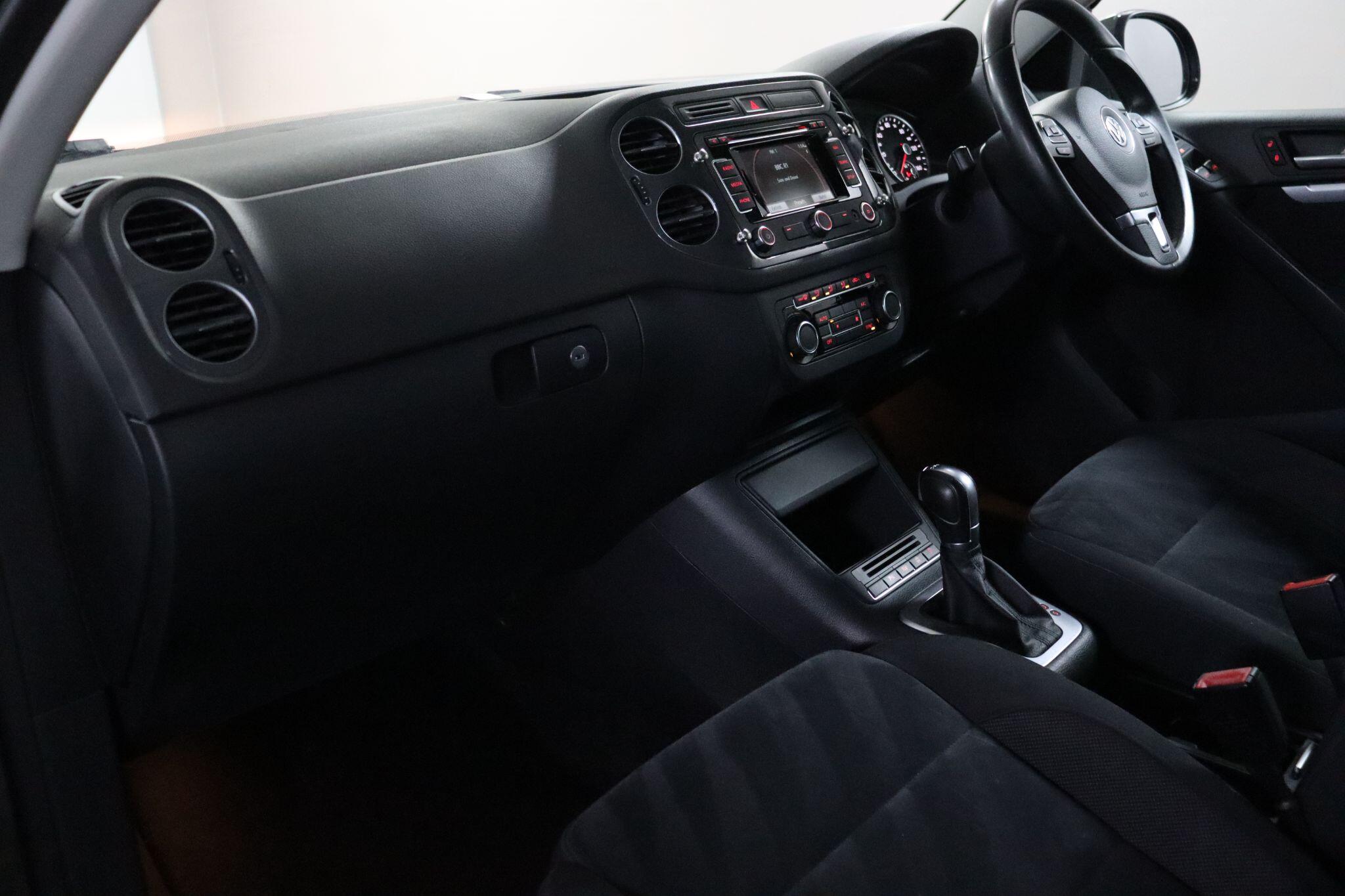 Volkswagen Tiguan view 34