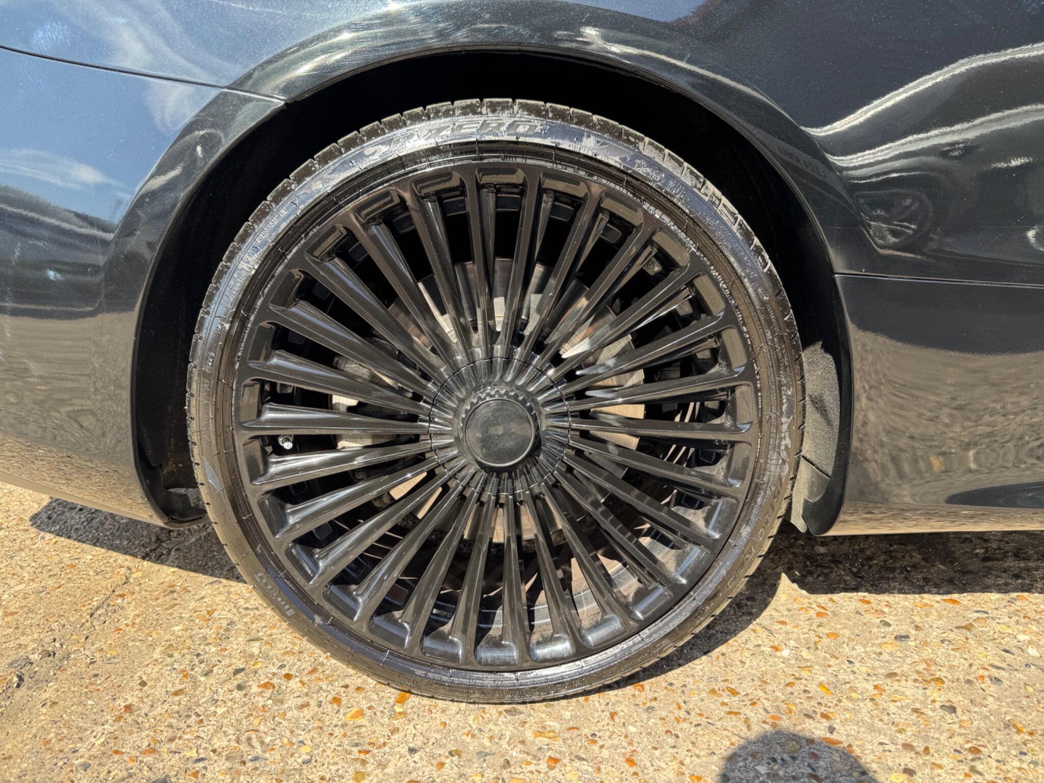 Mercedes-Benz E Class view 11