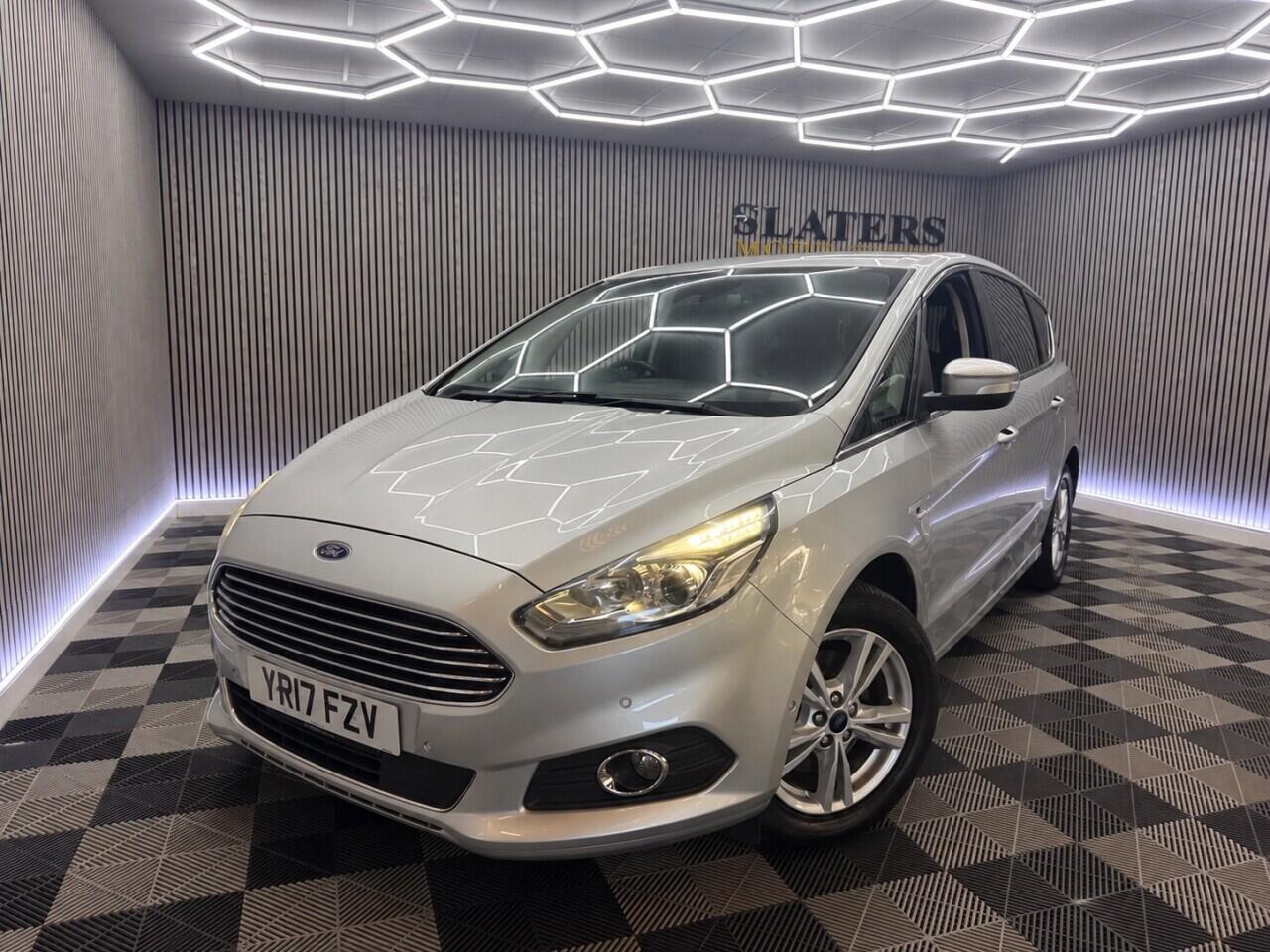 Ford S-Max view 26