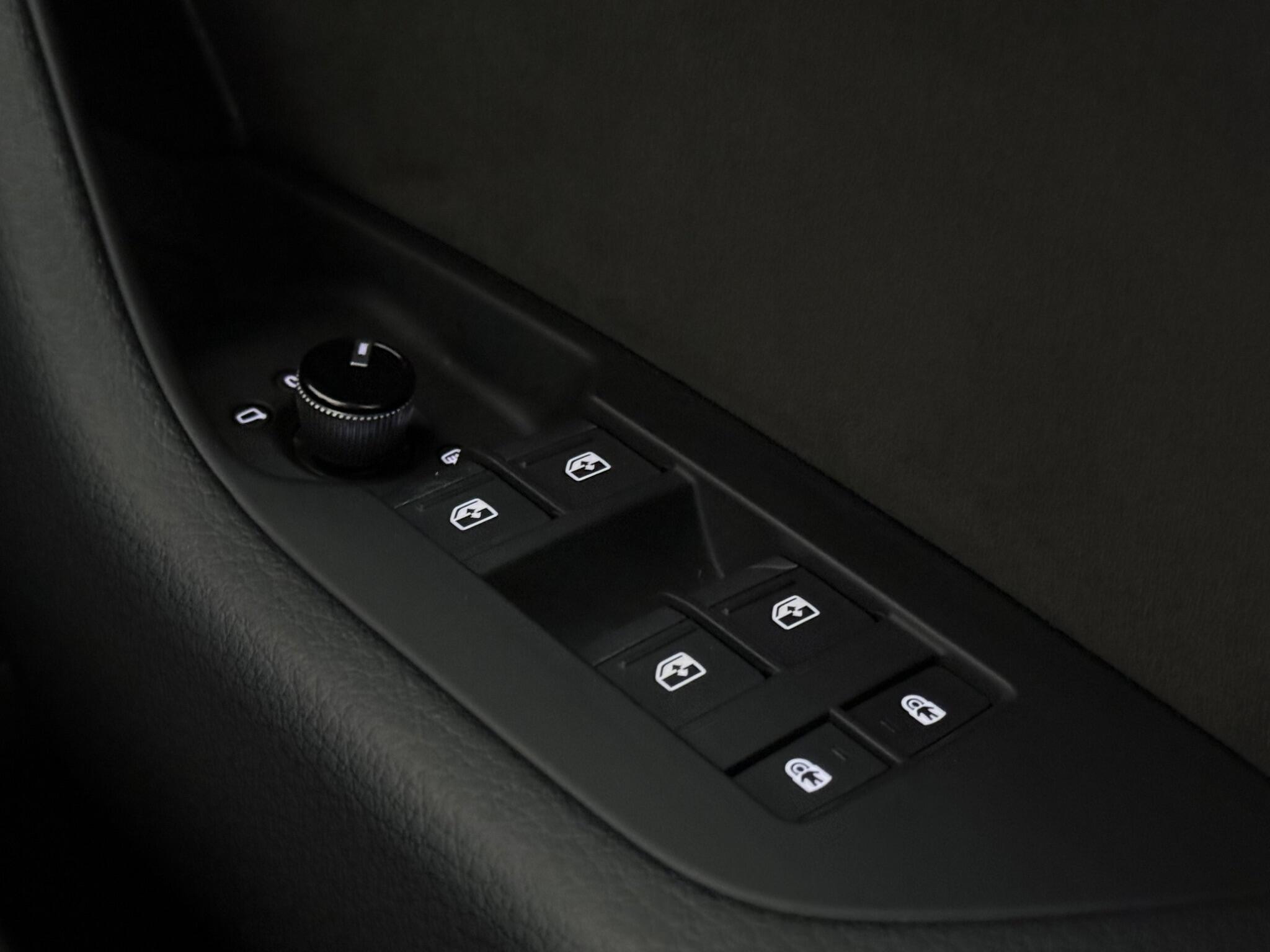 Audi A6 view 17