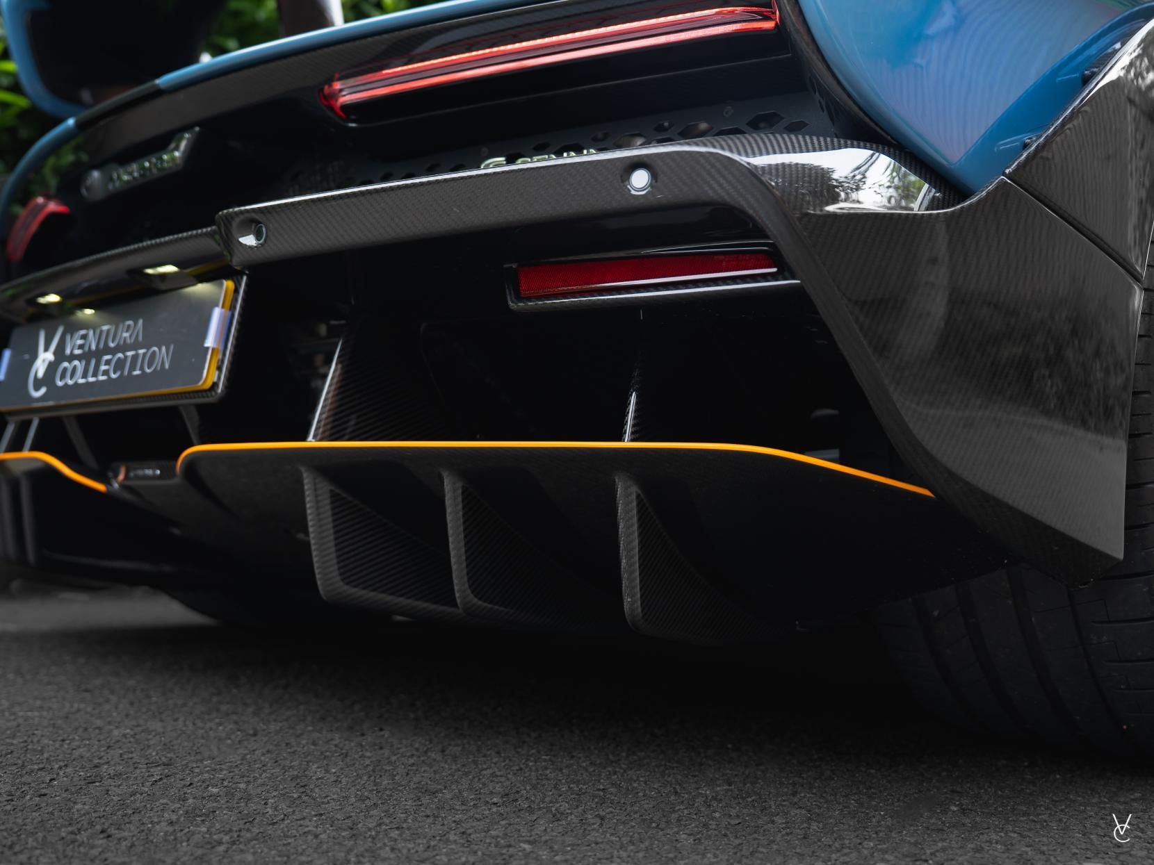 McLaren Senna view 56