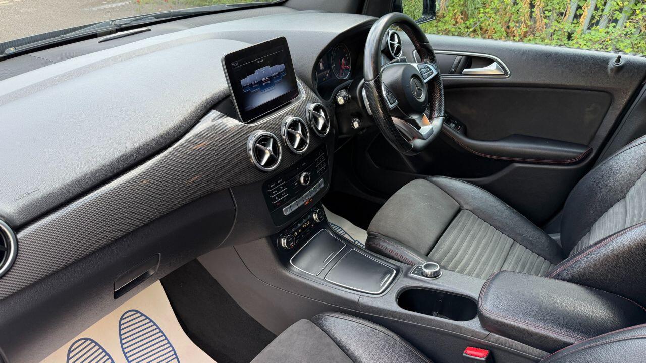 Mercedes-Benz B Class view 8