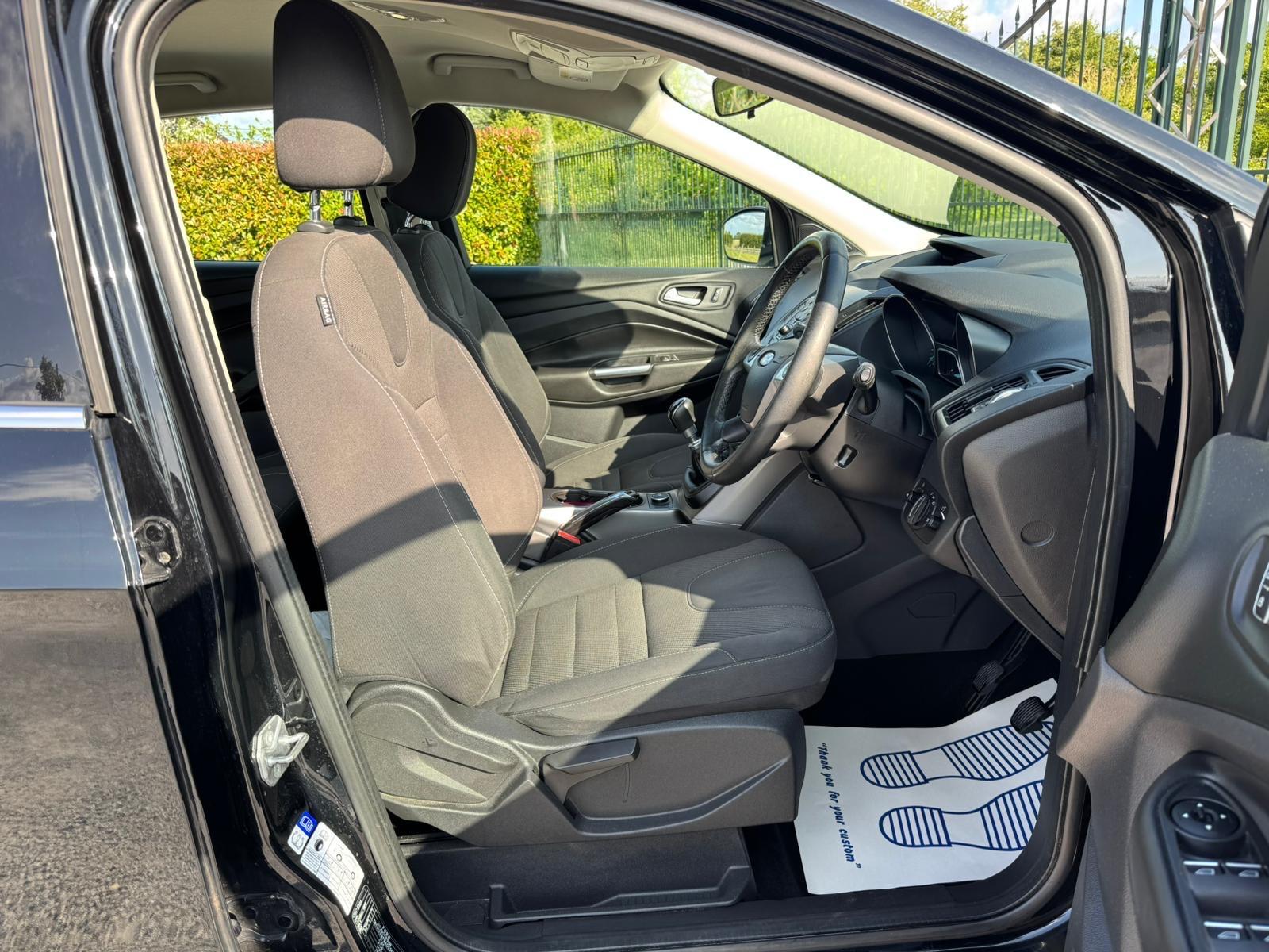 2016 Ford Kuga 1.5T EcoBoost Zetec 2WD Euro 6 (s/s) 5dr • 65,300 miles image 15