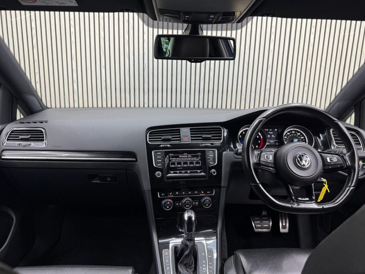 Volkswagen Golf view 8
