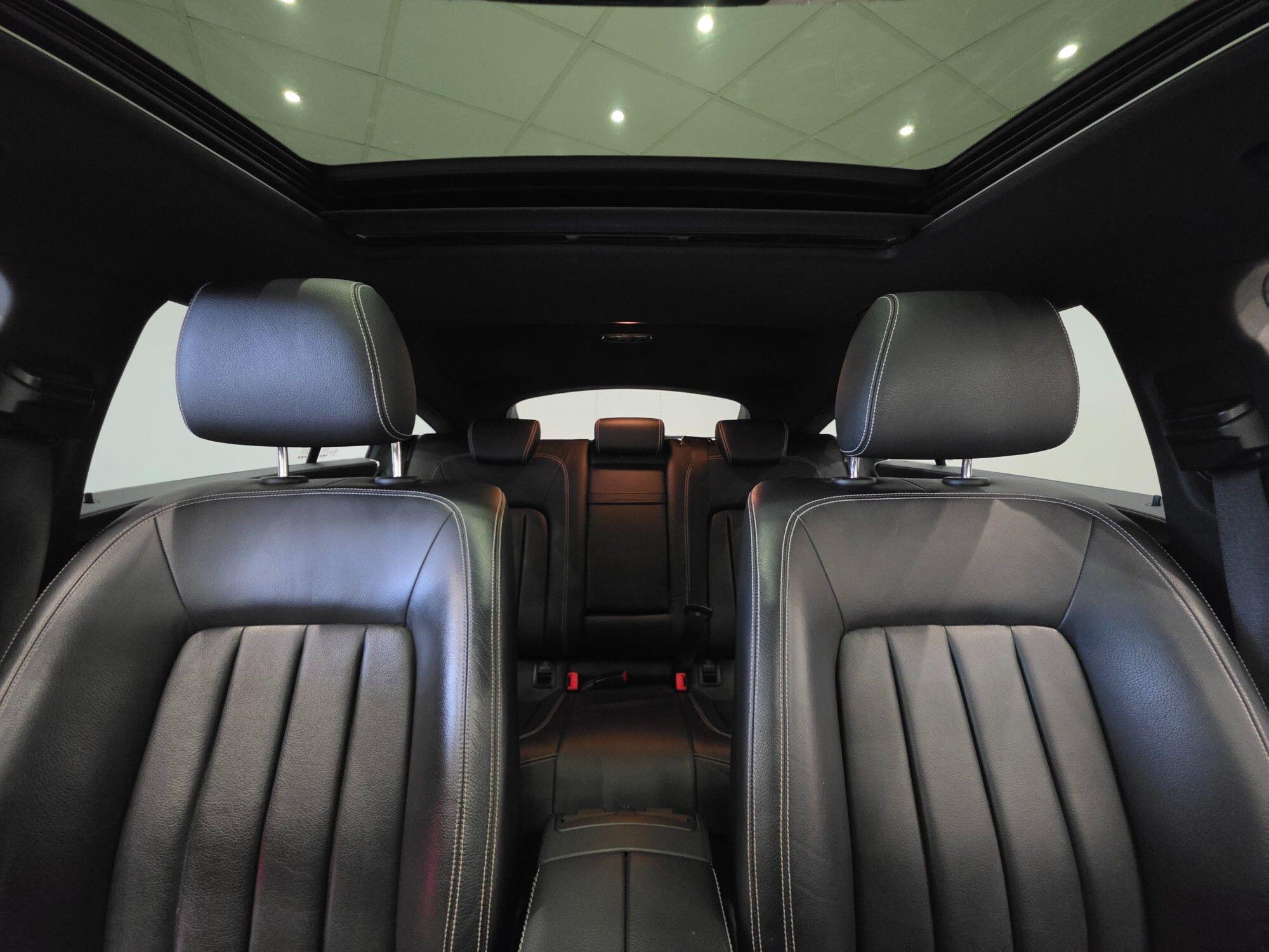 Mercedes-Benz CLS view 23
