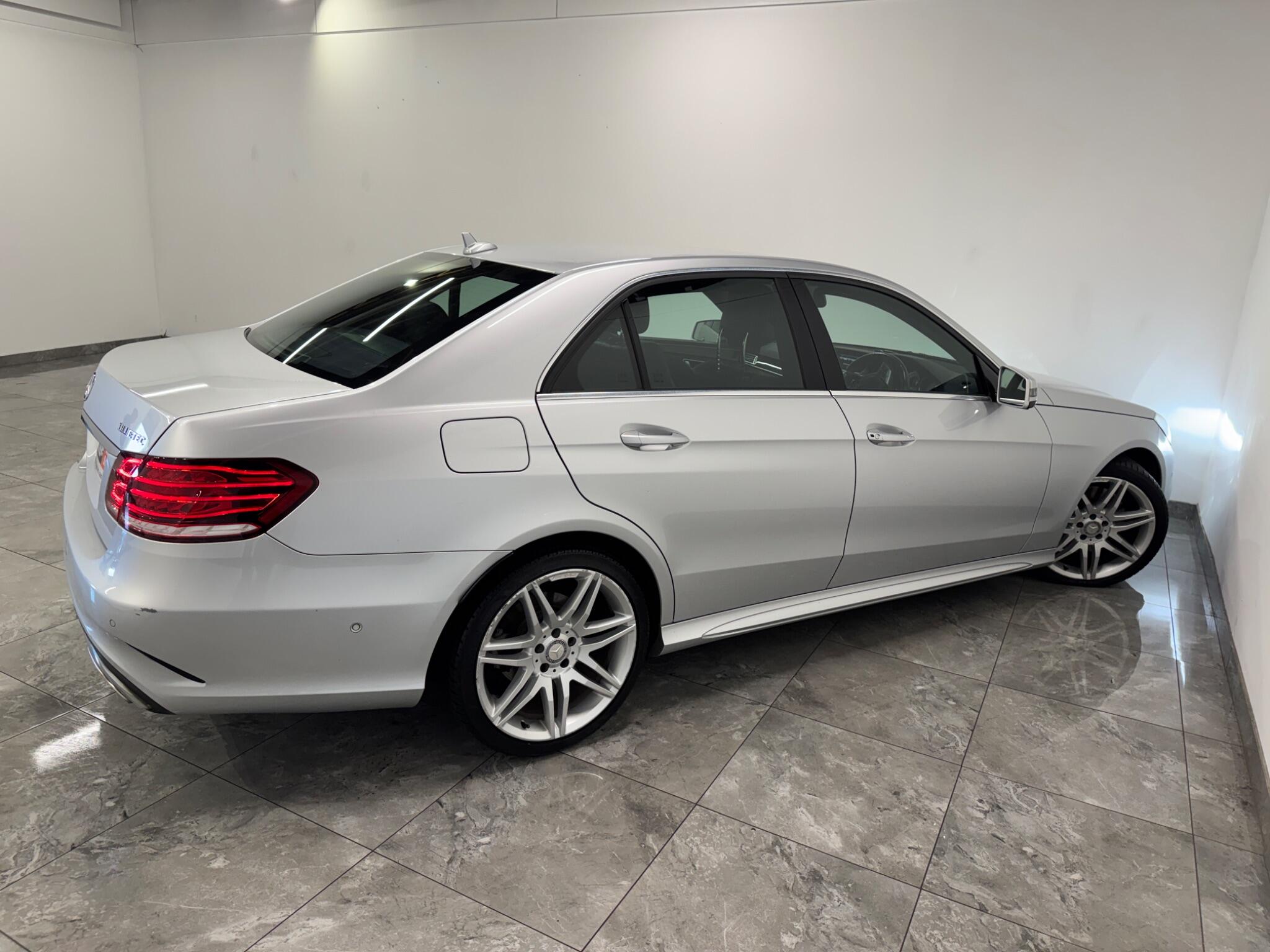 Mercedes-Benz E-Class view 8