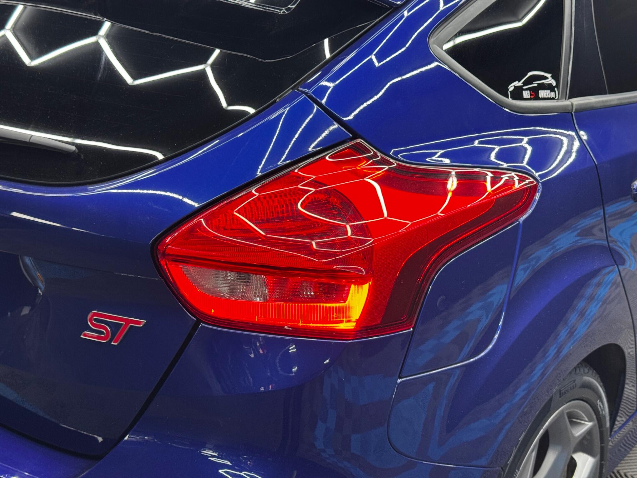 Ford Focus view 42
