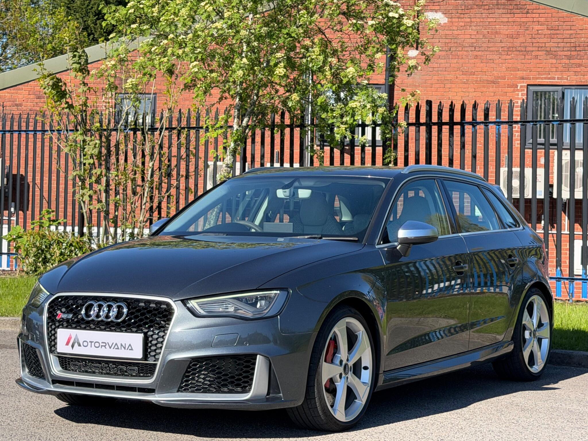 Audi RS3 view 3