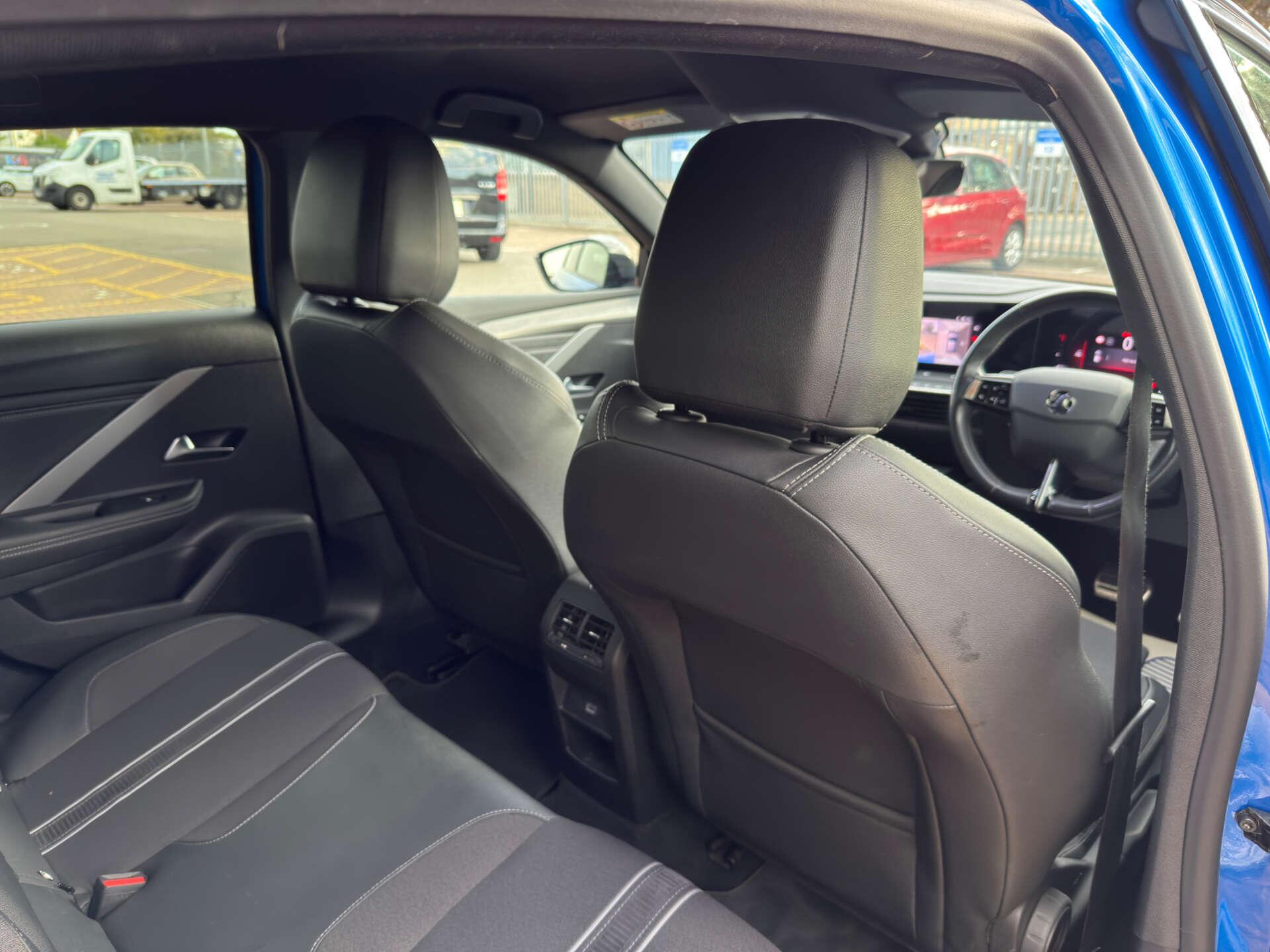 Vauxhall Astra view 23