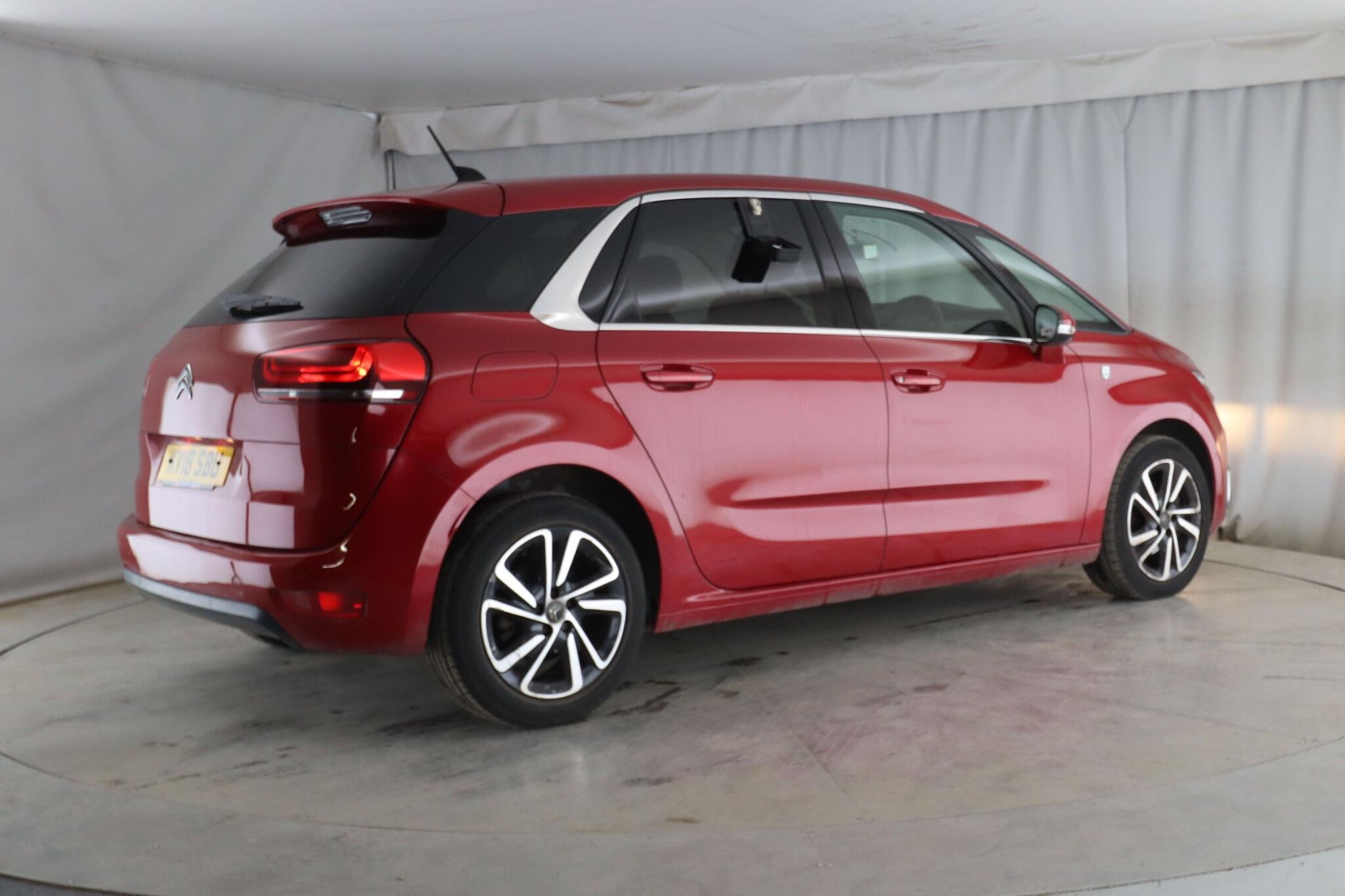 Citroen C4 Picasso view 4