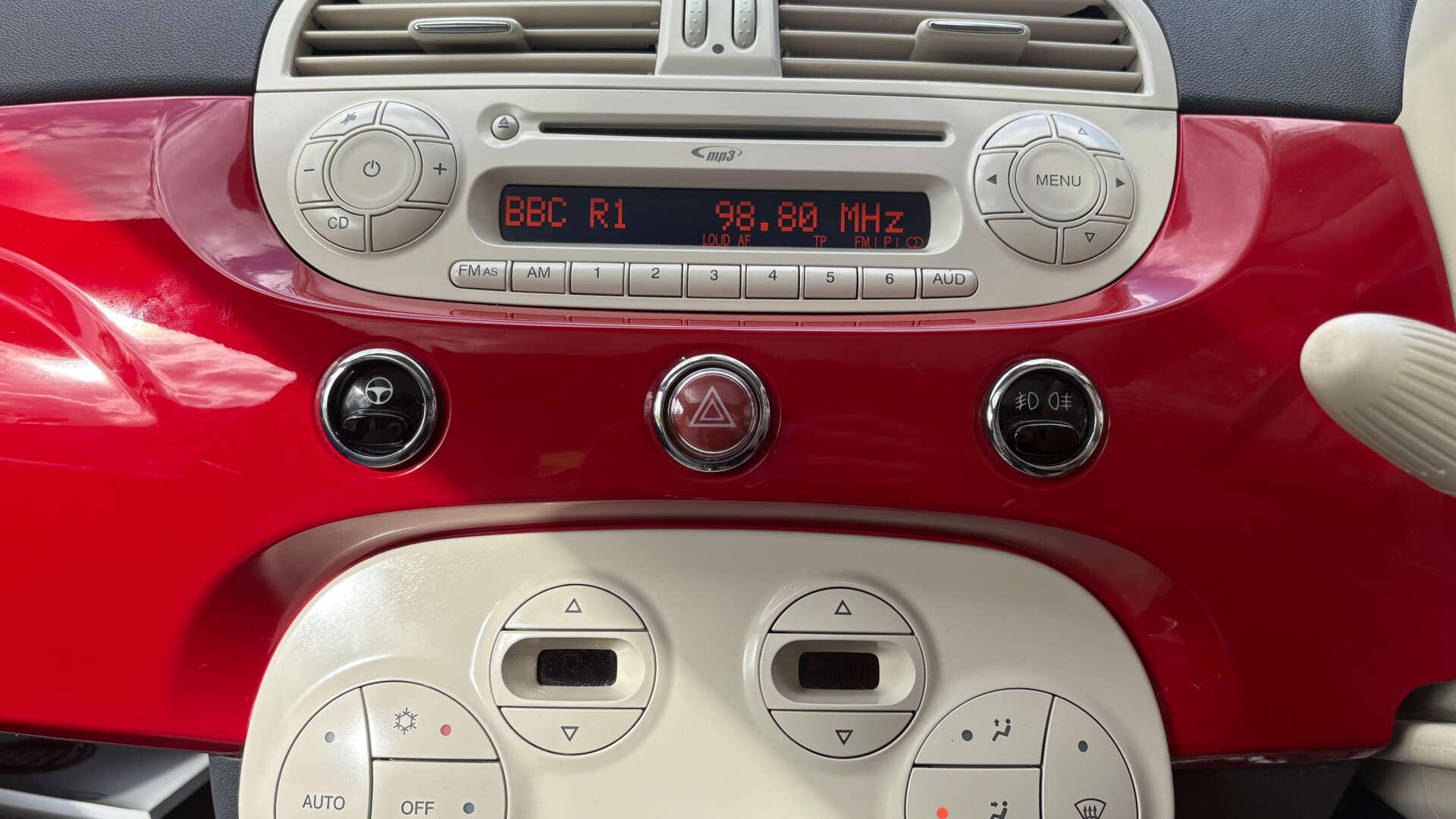 Fiat 500 view 21