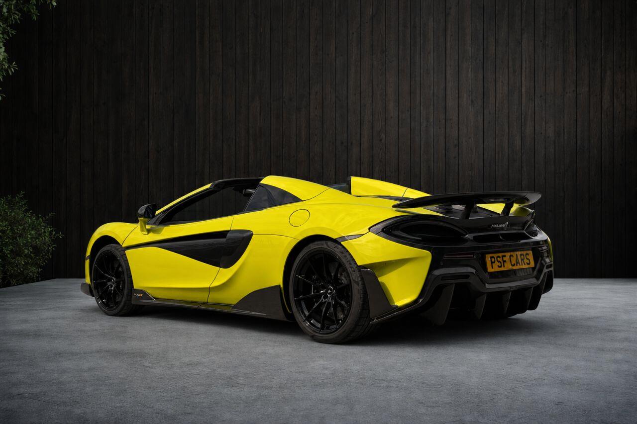 McLaren 600LT view 3